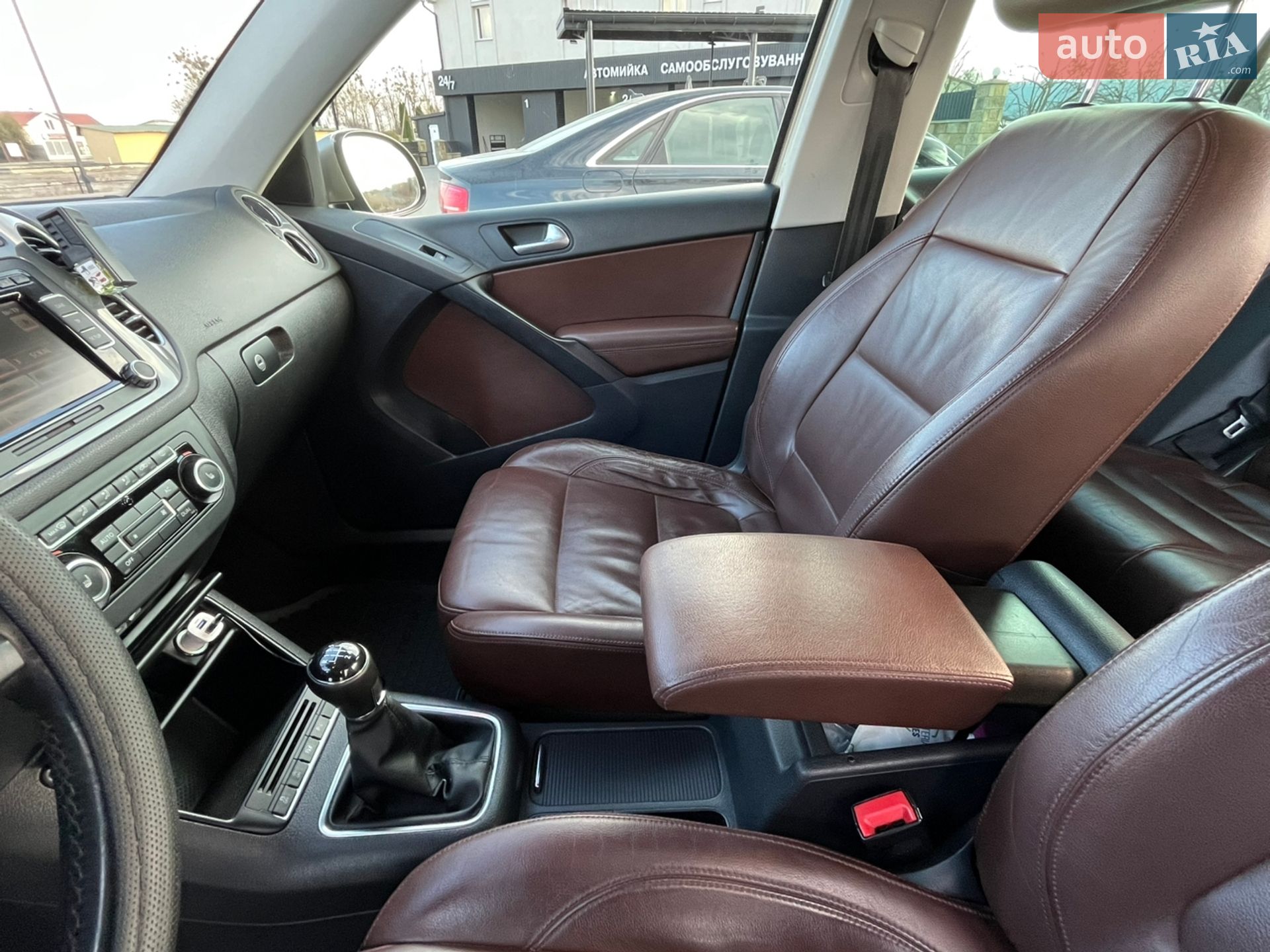 Volkswagen Tiguan 2011 VIN WVGZZZ5NZCW029992 фото оголошення 43 з 55