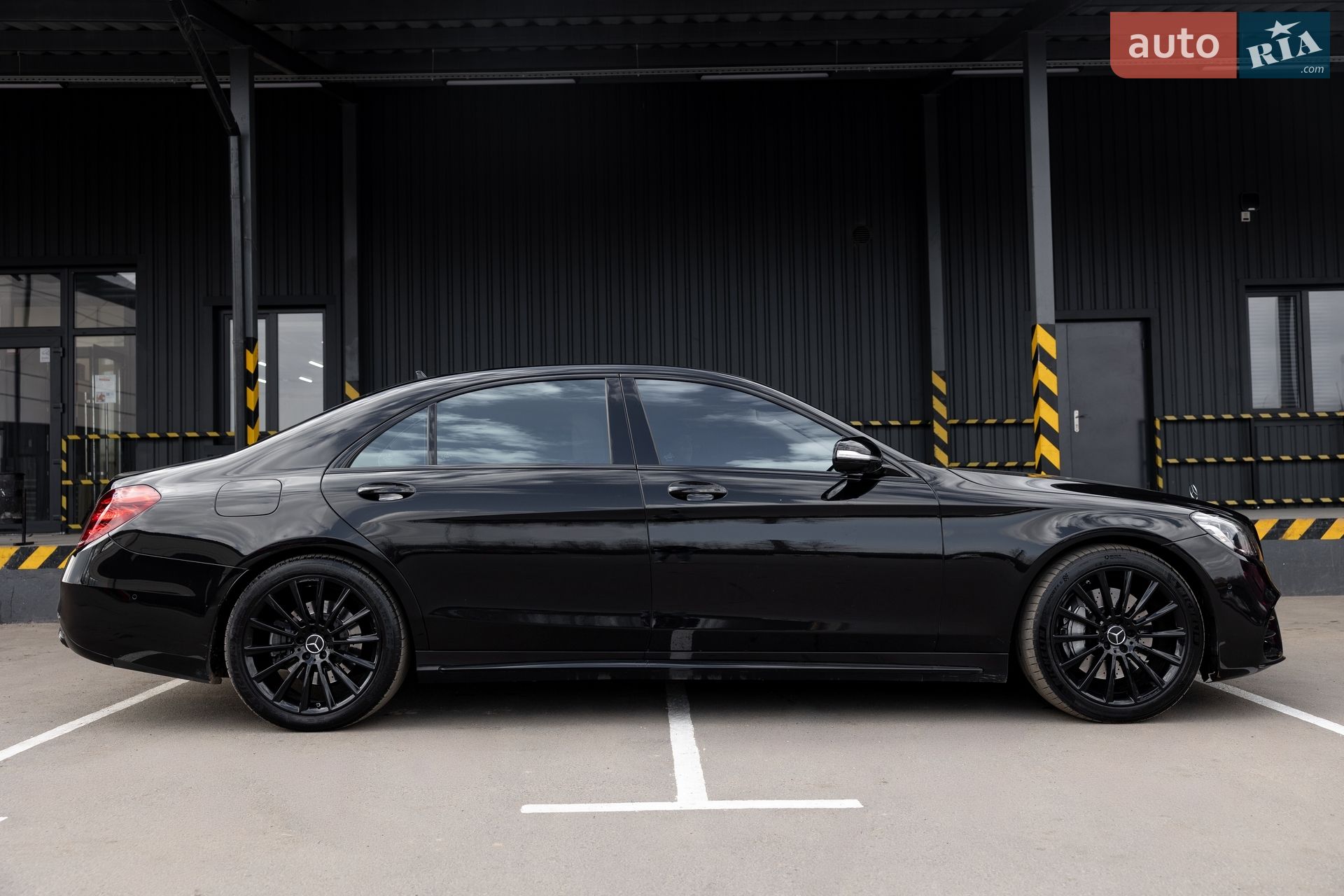 Mercedes-Benz S-Class 2017 VIN WDD2221581A390673 фото оголошення 8 з 72