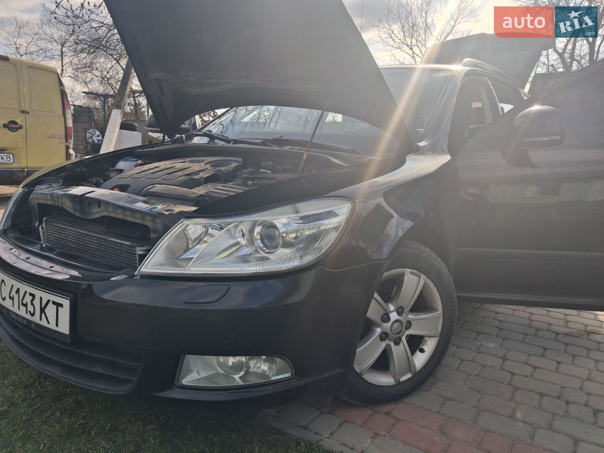 Skoda Octavia 2012 VIN TMBHT61Z5D2053099 фото оголошення 4 з 36