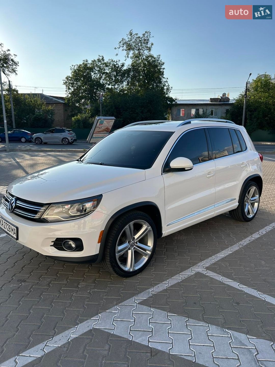 Volkswagen Tiguan 2013 VIN WVGBV3AX4EW028813 фото оголошення 5 з 15