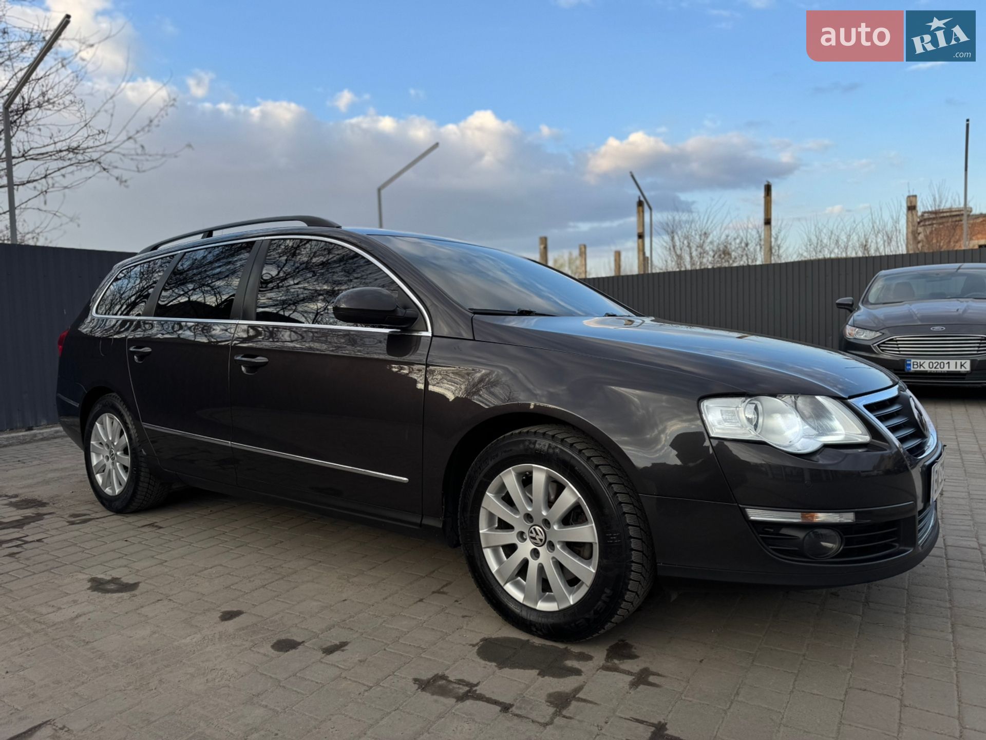 Volkswagen Passat 2010 VIN WVWZZZ3CZAE150742 фото оголошення 10 з 53