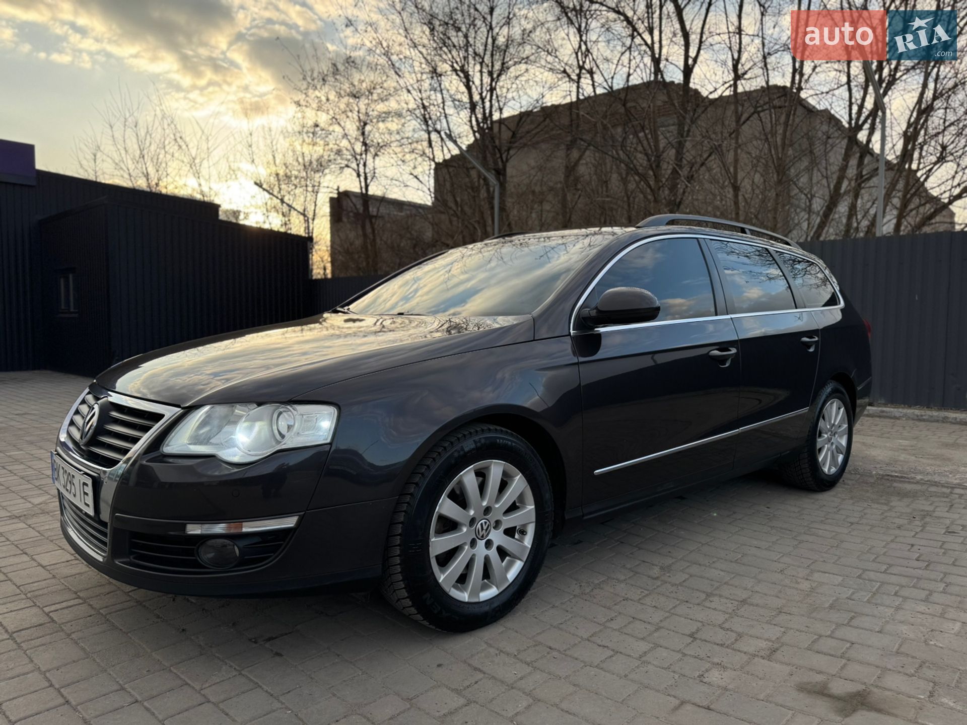 Volkswagen Passat 2010 VIN WVWZZZ3CZAE150742 фото оголошення 12 з 53