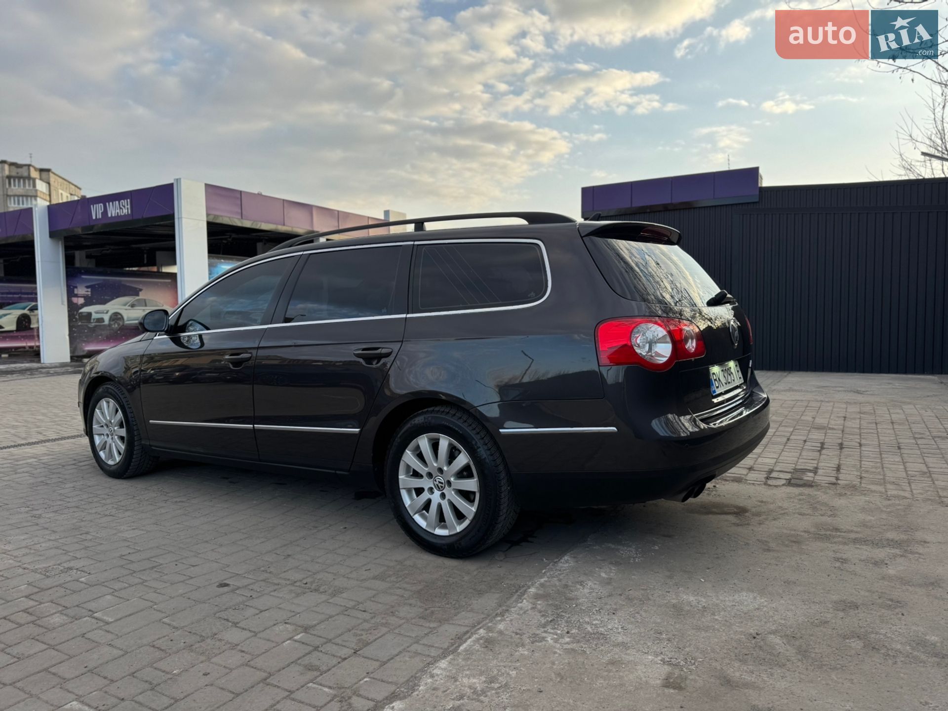 Volkswagen Passat 2010 VIN WVWZZZ3CZAE150742 фото оголошення 13 з 53