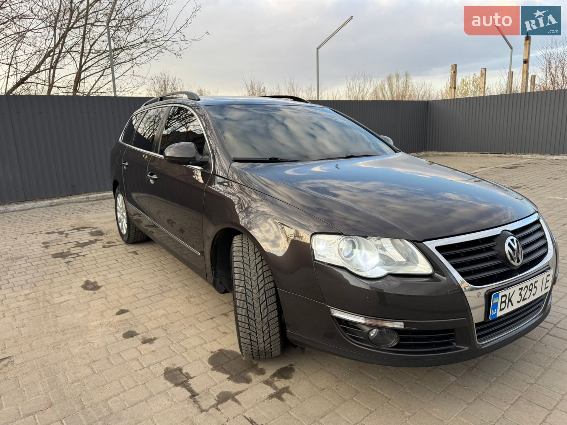 Volkswagen Passat 2010 VIN WVWZZZ3CZAE150742 фото оголошення 5 з 53