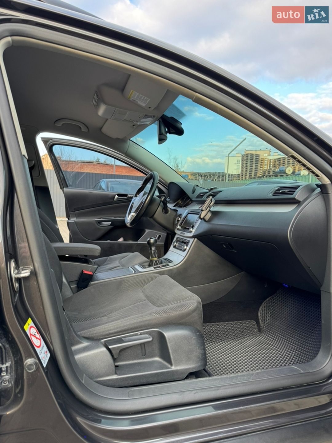 Volkswagen Passat 2010 VIN WVWZZZ3CZAE150742 фото оголошення 34 з 53