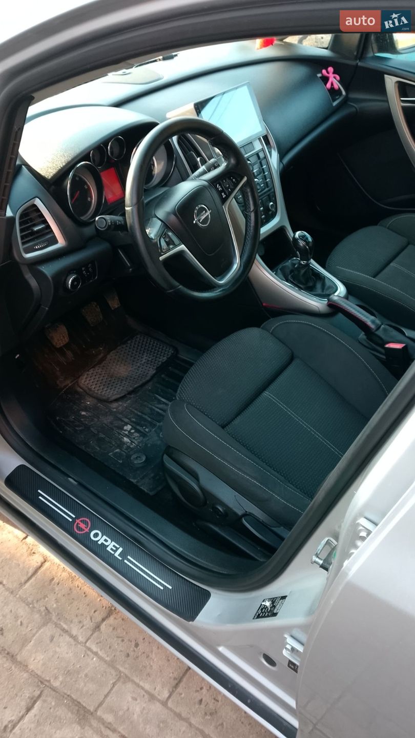 Opel Astra 2011 VIN W0LPD8EG7C8037316 фото оголошення 4 з 10