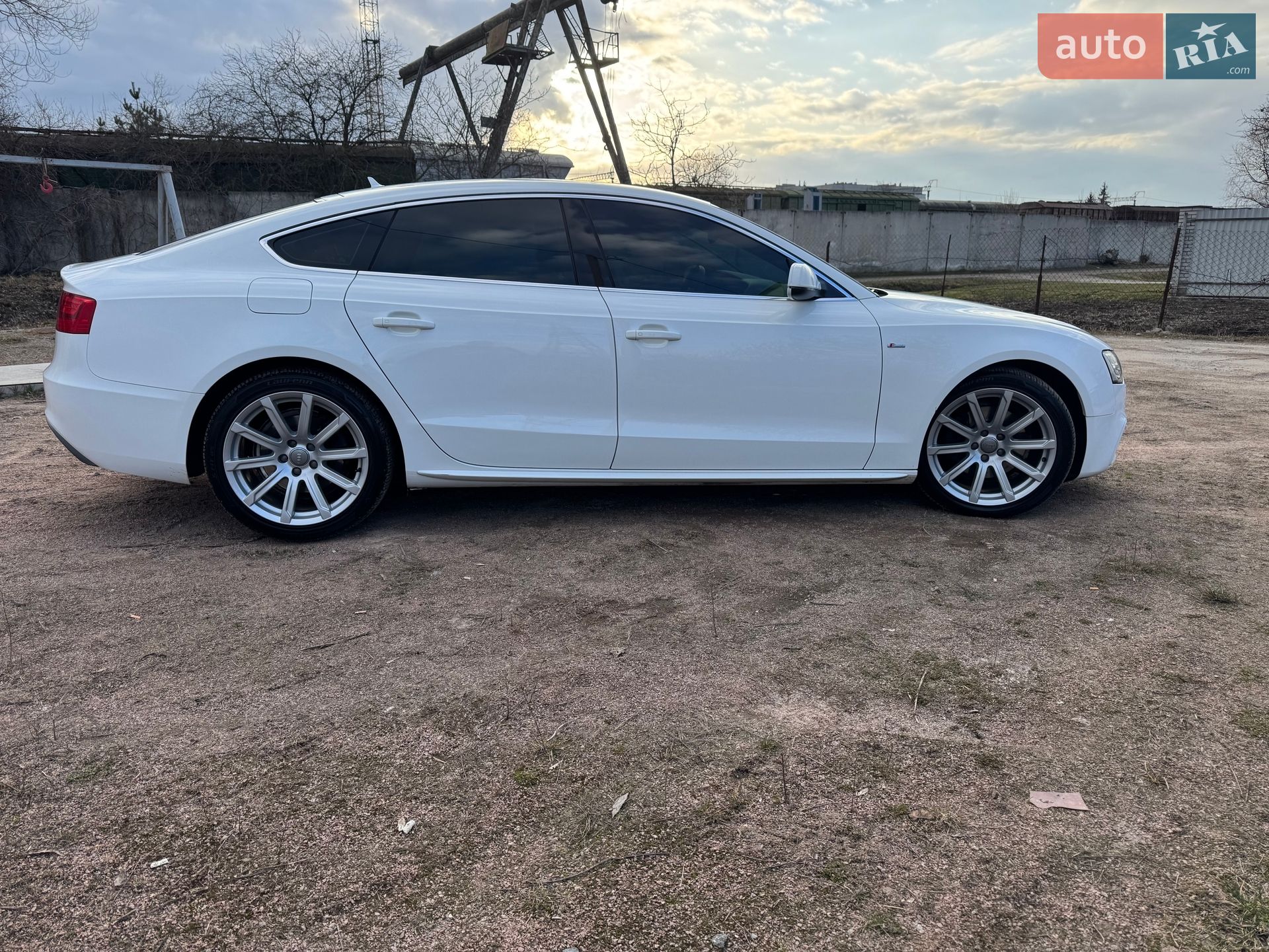 Audi A5 Sportback 2014 VIN WAUZZZ8T0FA004212 фото оголошення 15 з 46