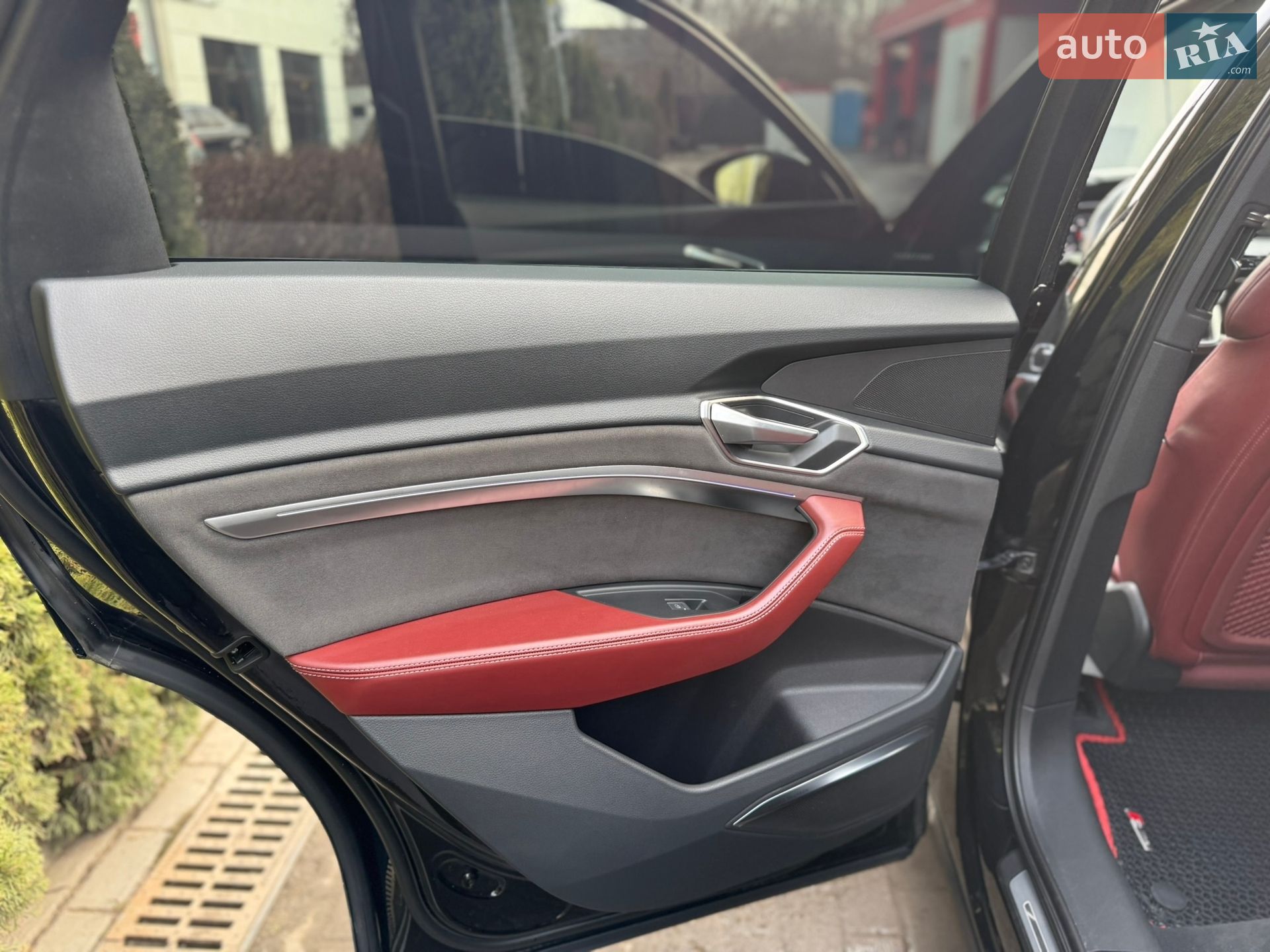 Audi e-tron S Sportback 2021 VIN WAUZZZGE7NB015638 фото оголошення 53 з 68