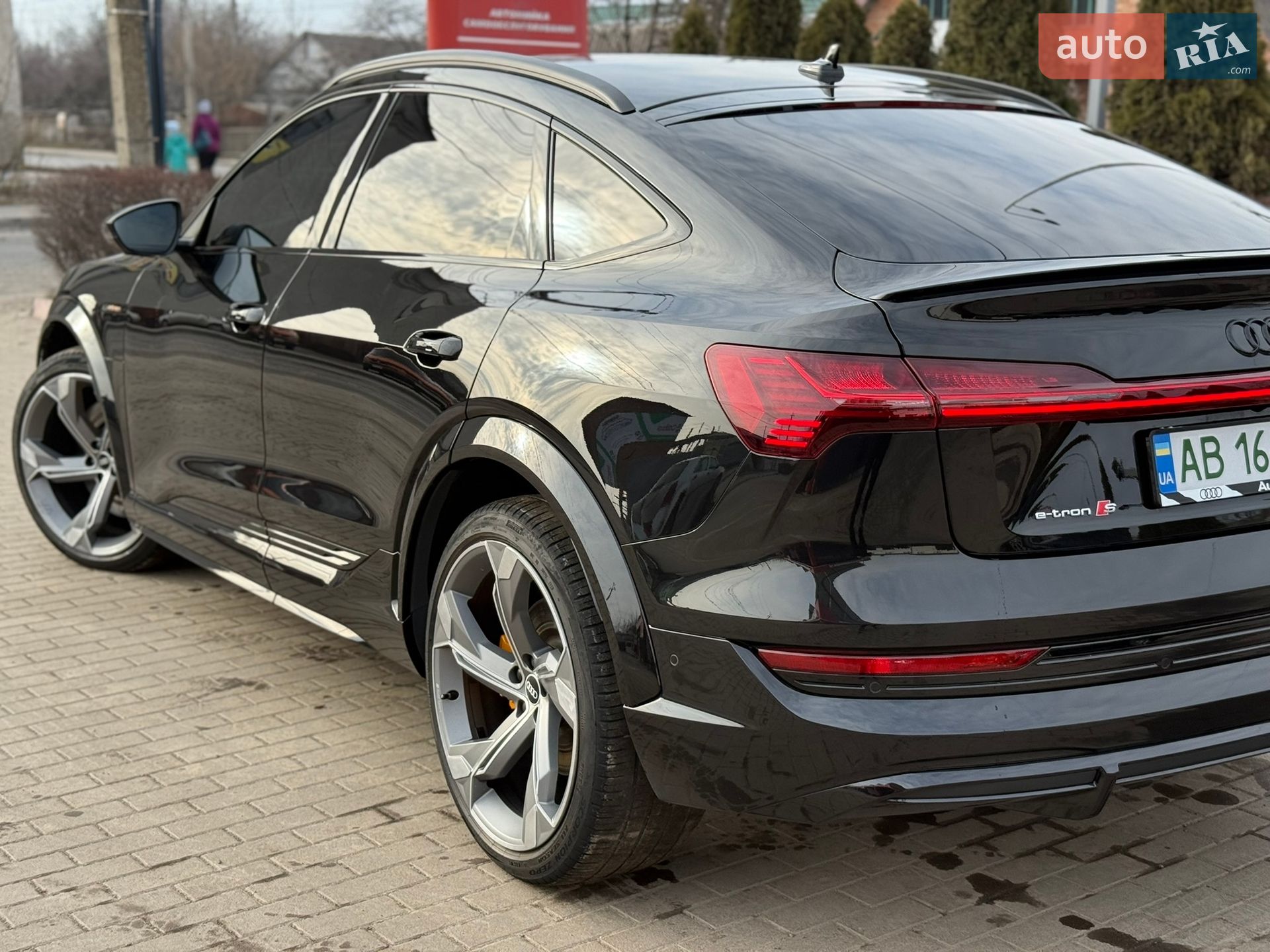Audi e-tron S Sportback 2021 VIN WAUZZZGE7NB015638 фото оголошення 11 з 68