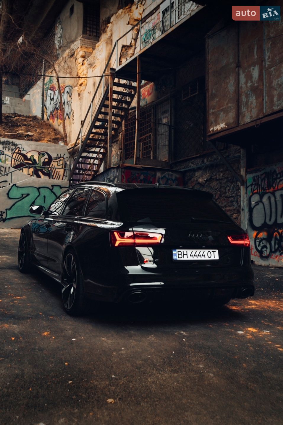 Audi RS6 2016 VIN WUAZZZ4G6GN905531 фото оголошення 115 з 120