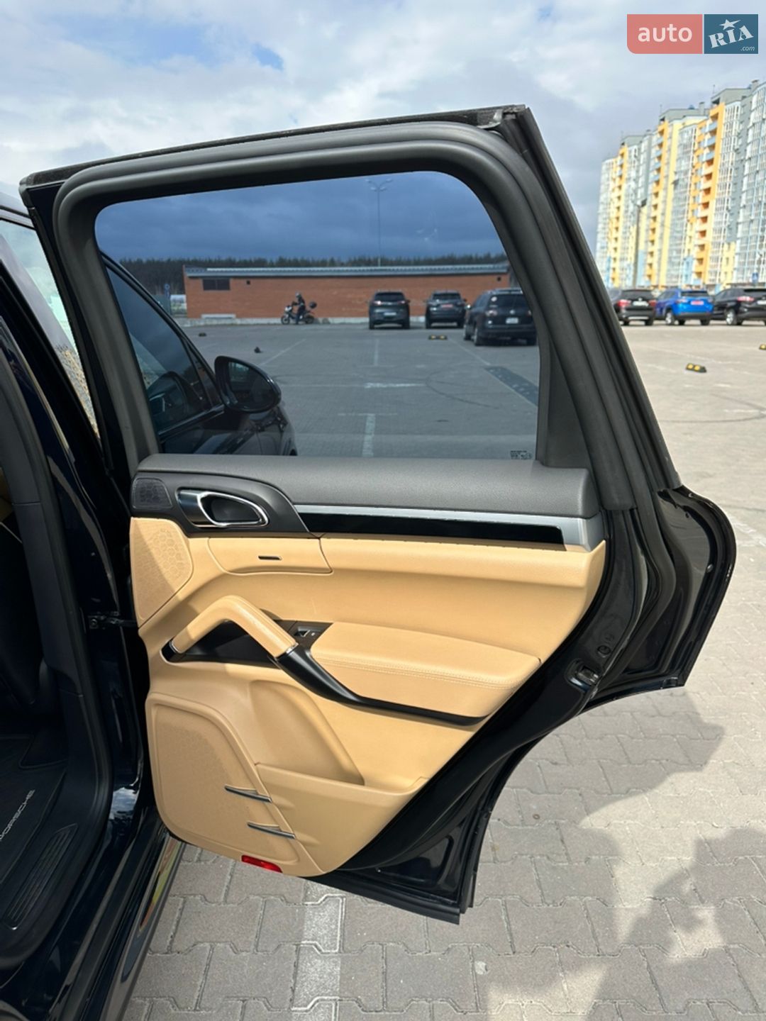 Porsche Cayenne 2015 VIN WP1ZZZ92ZGKA10839 фото оголошення 13 з 22