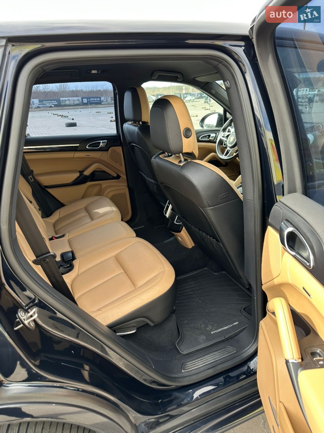 Porsche Cayenne 2015 VIN WP1ZZZ92ZGKA10839 фото оголошення 12 з 22