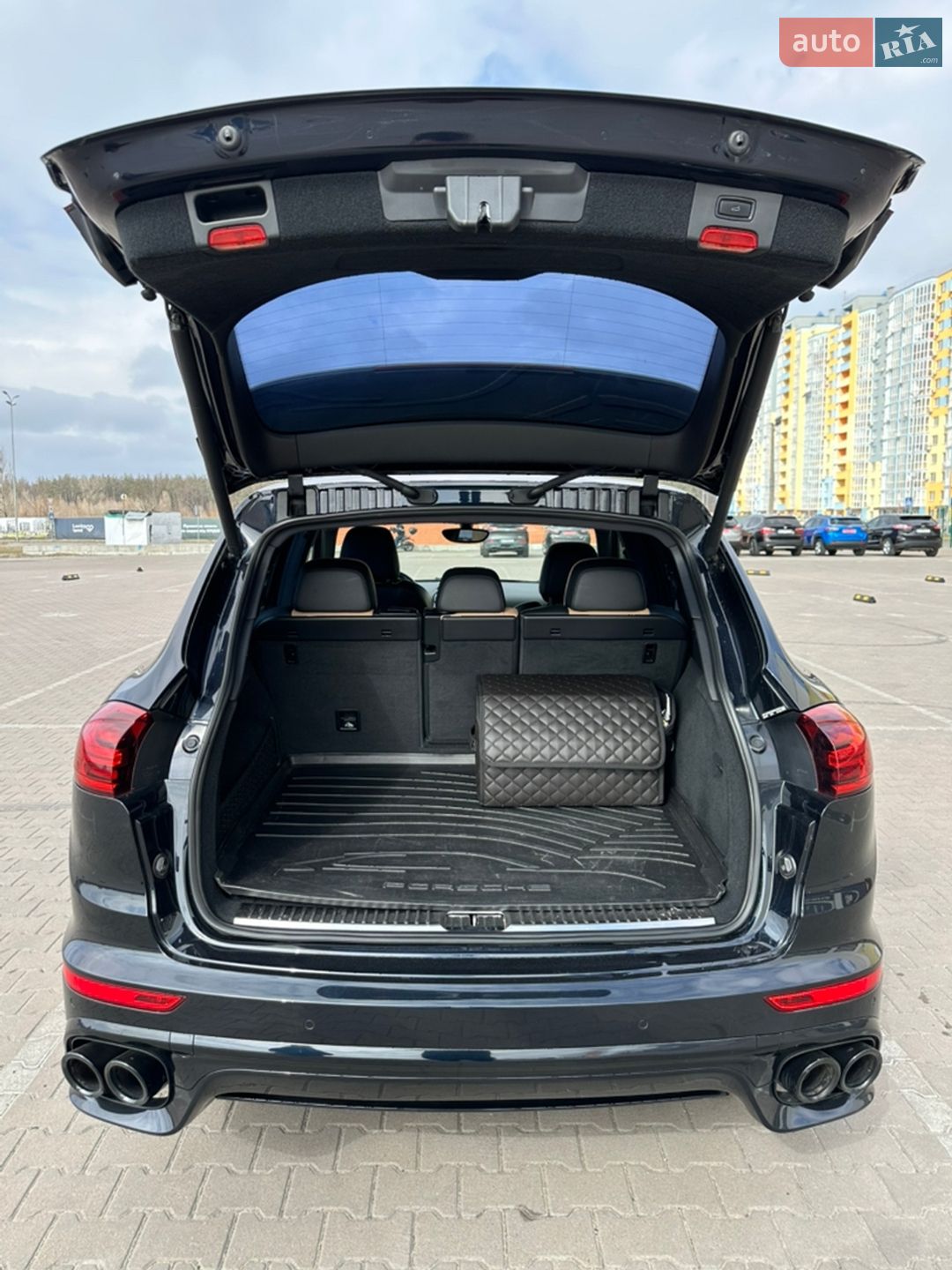 Porsche Cayenne 2015 VIN WP1ZZZ92ZGKA10839 фото оголошення 16 з 22