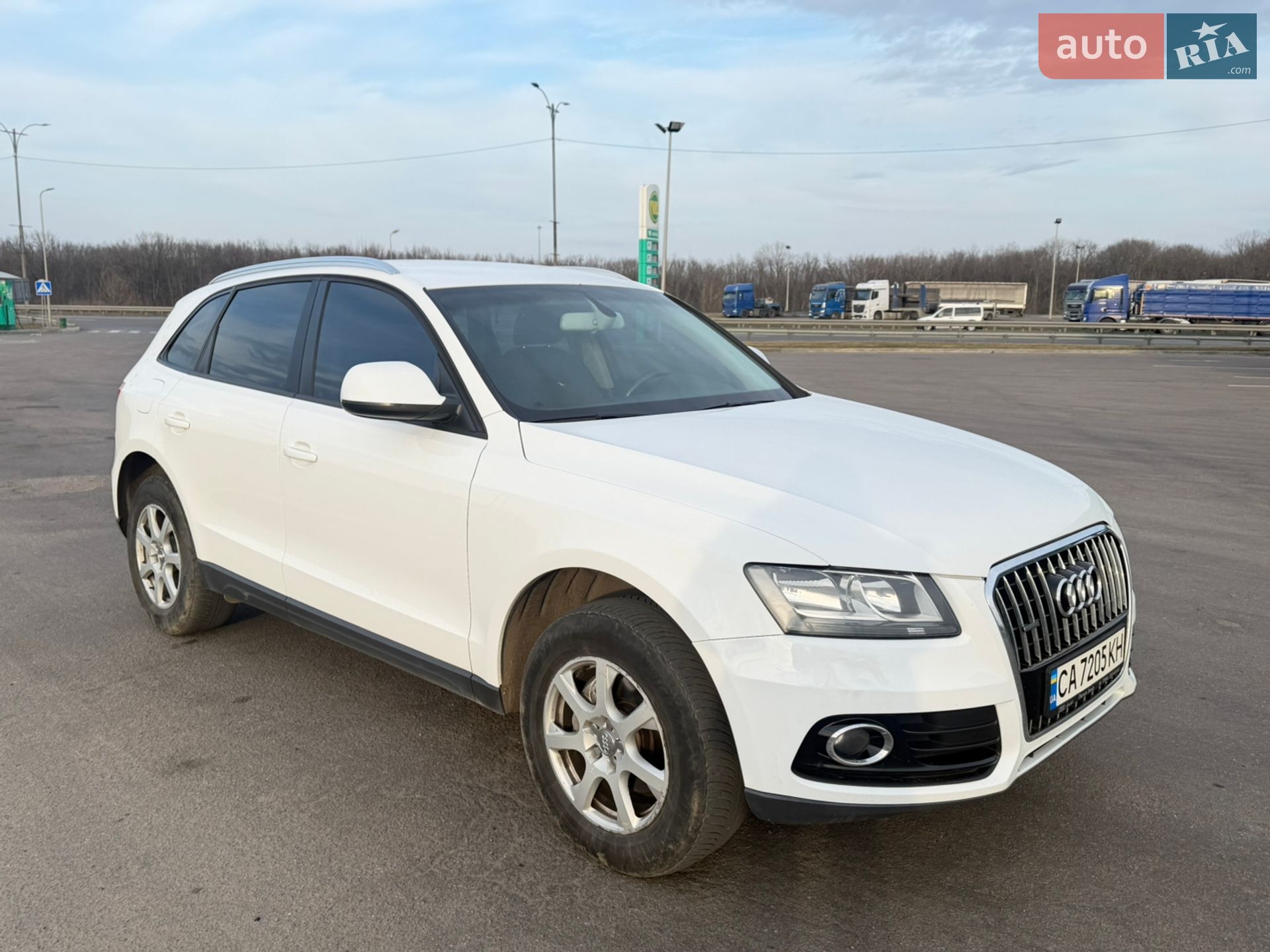 Audi Q5 2013 VIN WAUZZZ8R4DA071669 фото оголошення 3 з 13
