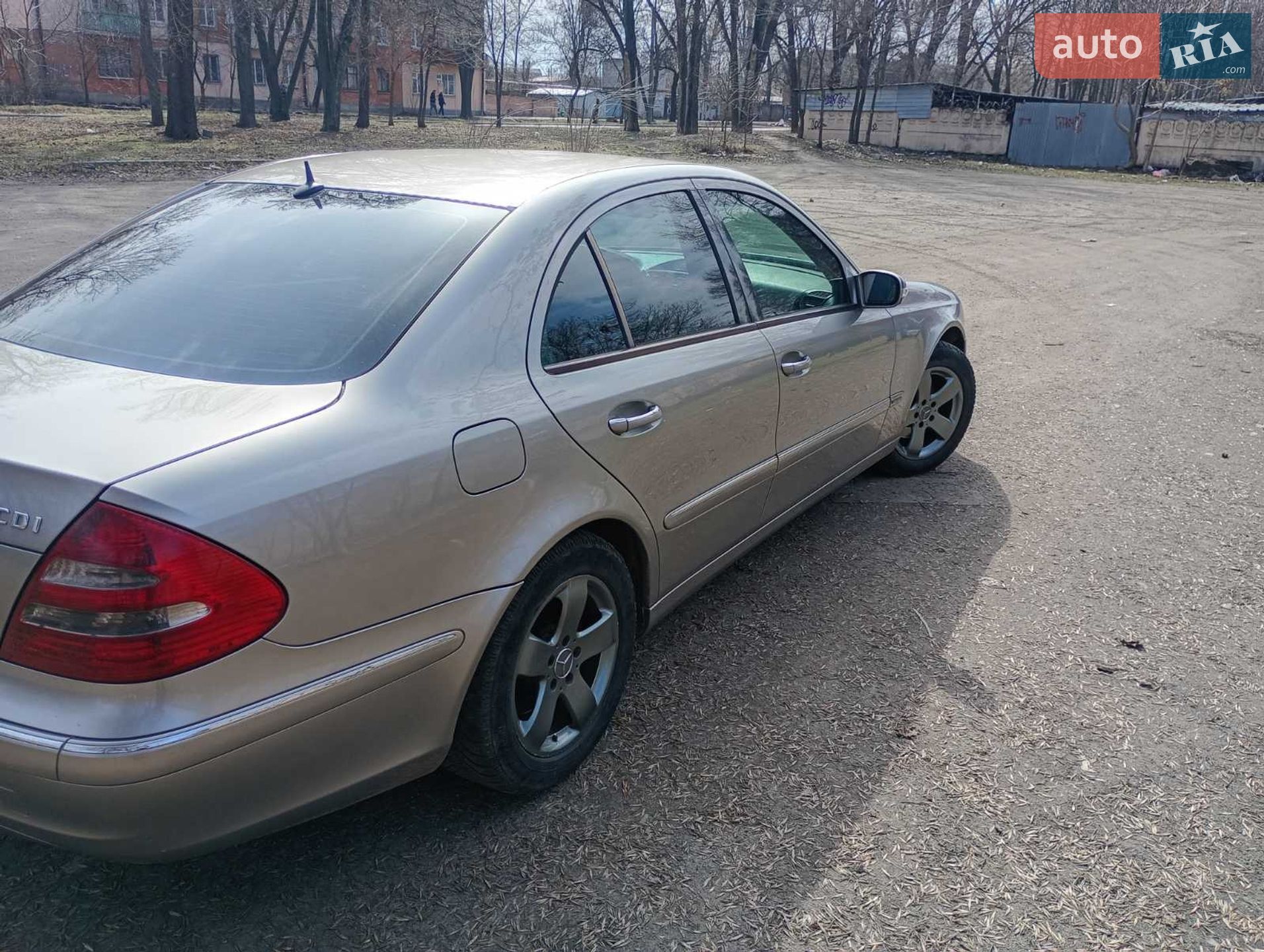 Mercedes-Benz E-Class 2003 VIN WDB2110061A279285 фото оголошення 4 з 11