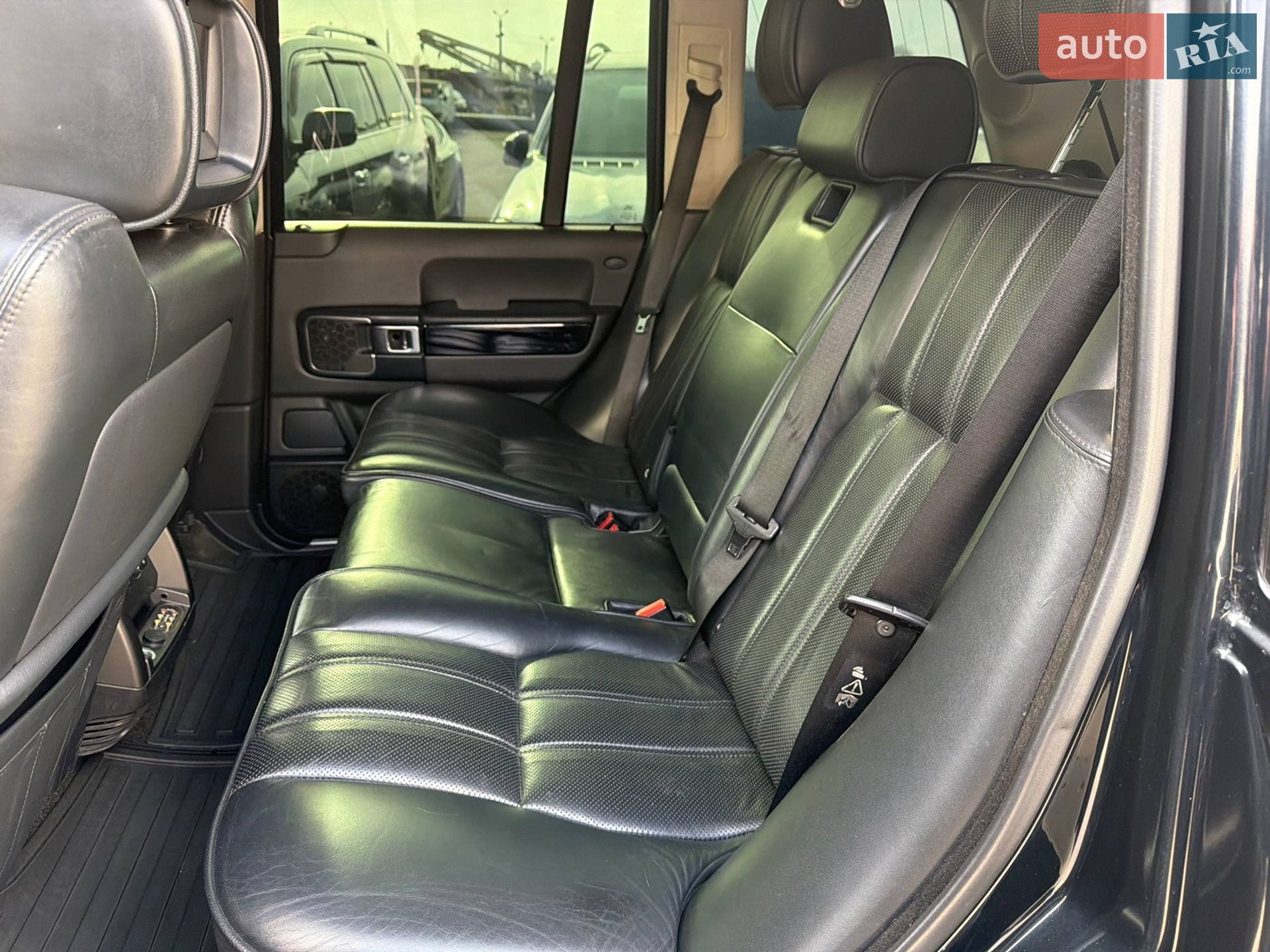 Land Rover Range Rover 2011 VIN SALMF1E48BA357823 фото оголошення 6 з 6