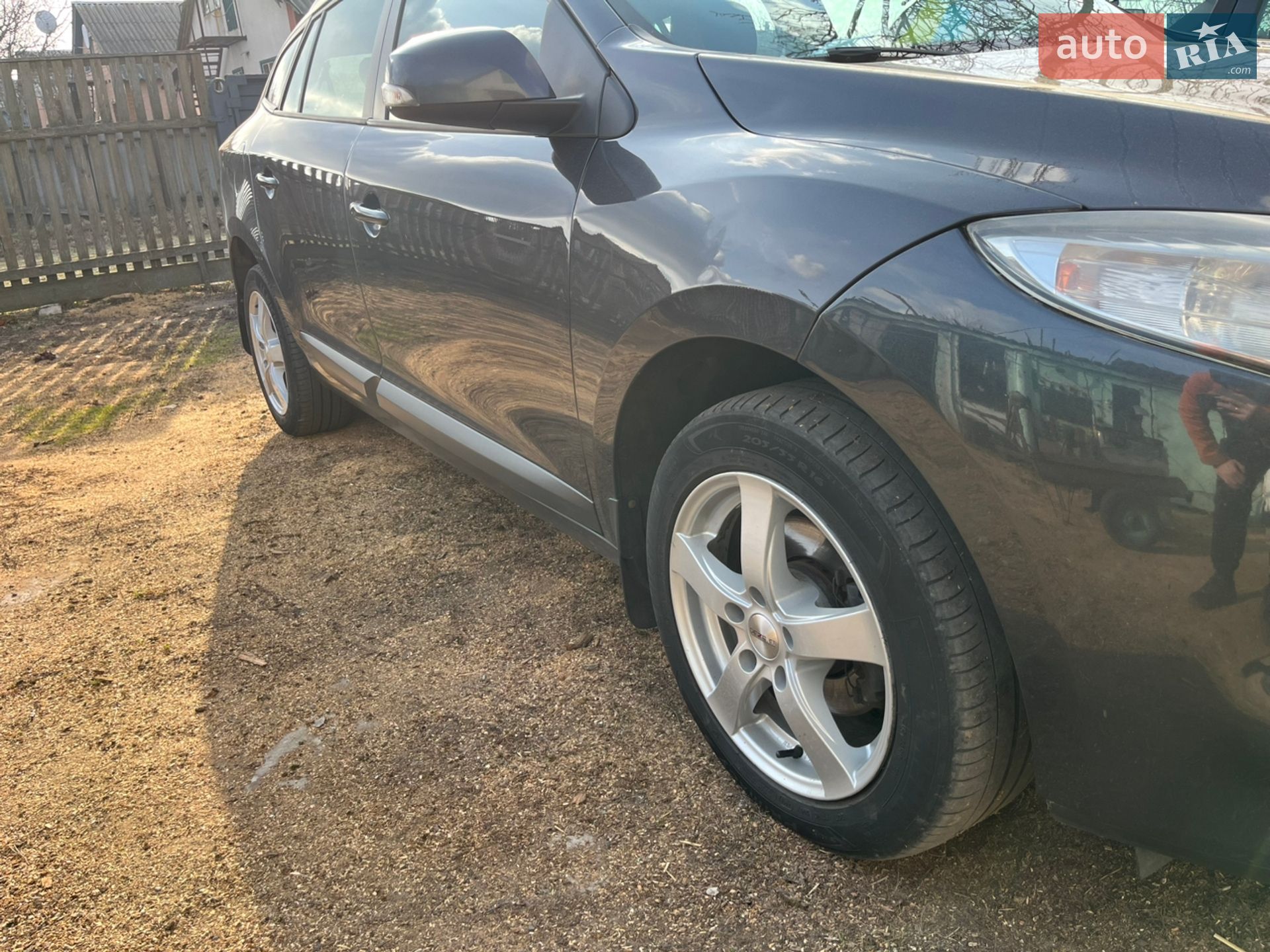 Renault Megane 2010 VIN VF1KZ1G0644518943 фото оголошення 2 з 26