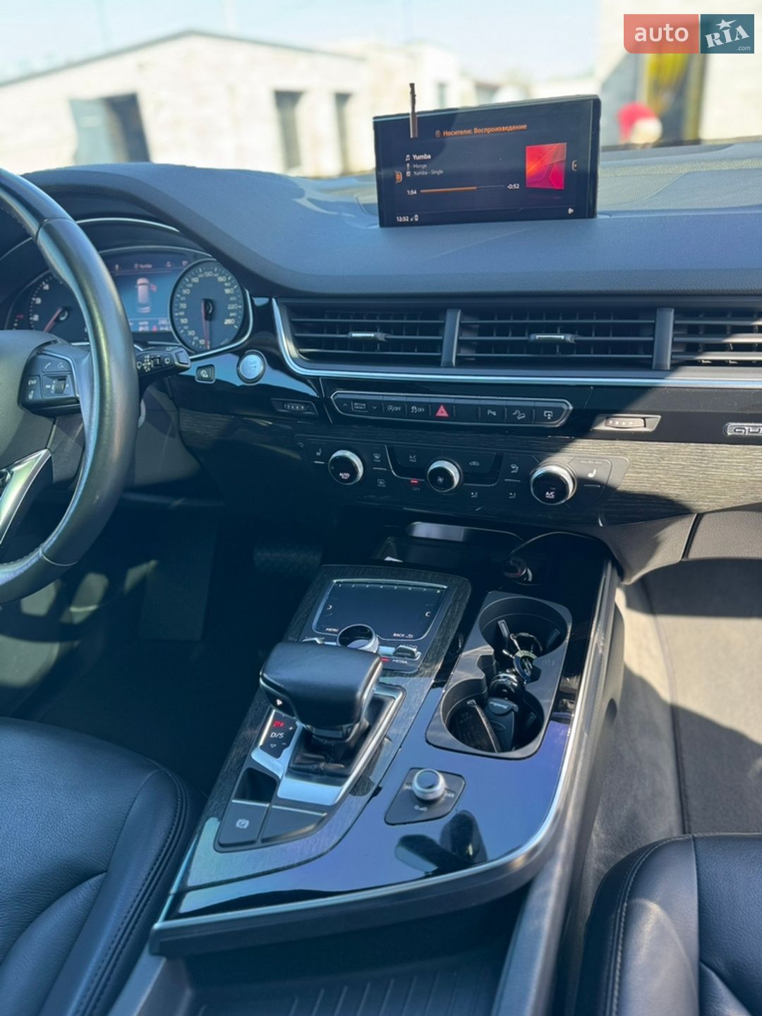 Audi Q7 2017 VIN WA1AHAF70HD050158 фото оголошення 25 з 39