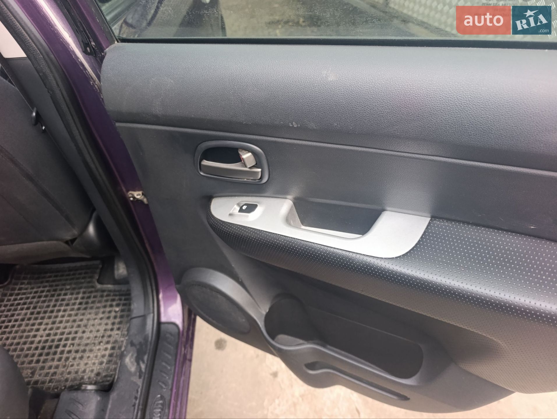 Kia Carens 2008 VIN Y6LFG52138L200636 фото оголошення 12 з 33