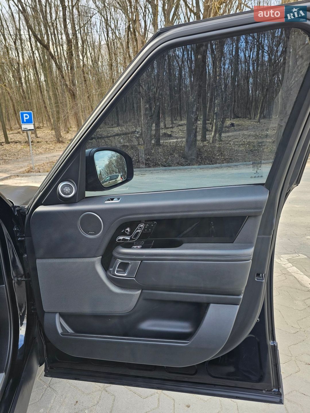 Land Rover Range Rover 2018 VIN SALGS2SVXJA399422 фото оголошення 33 з 56
