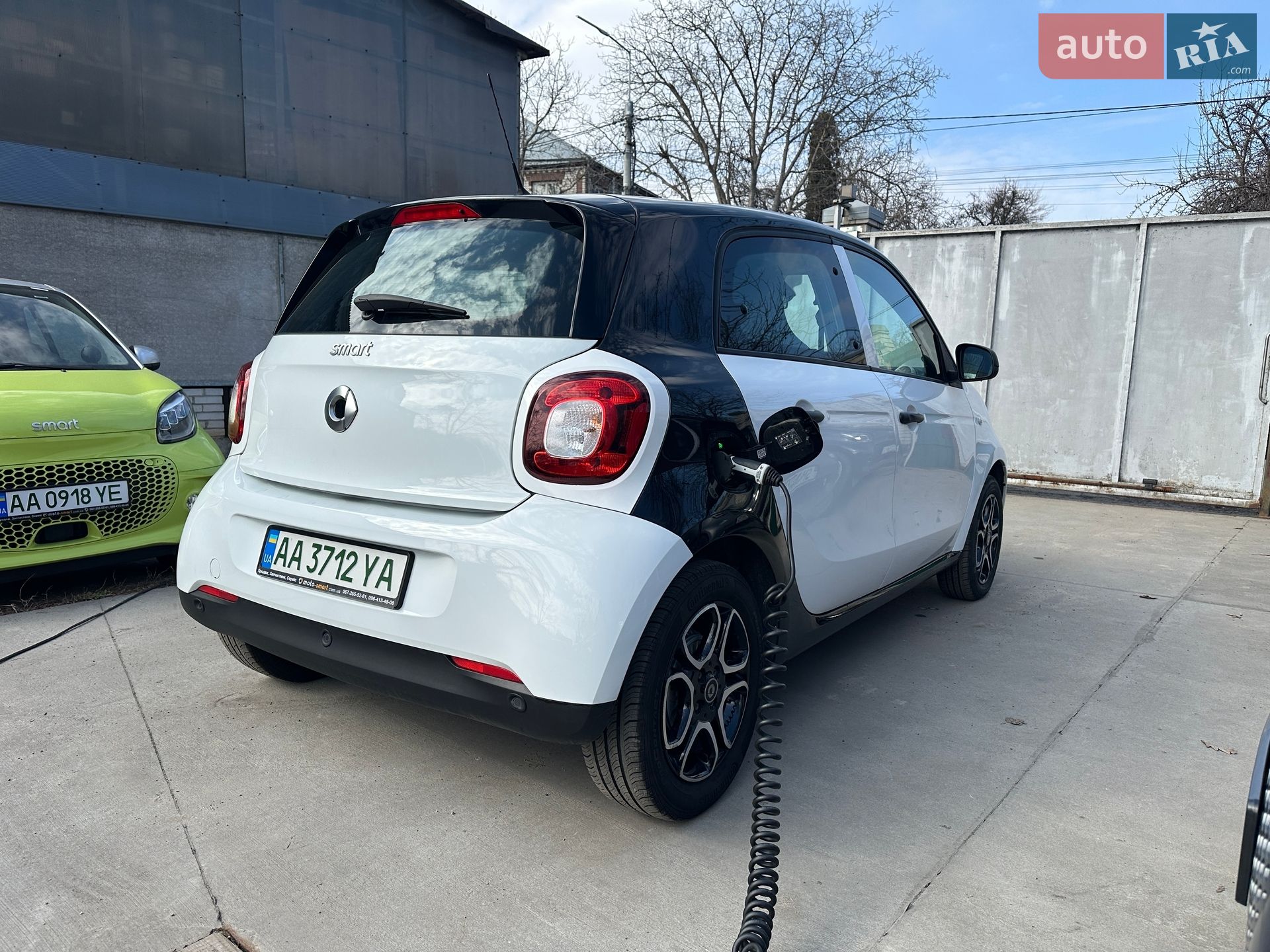 Smart Forfour 2018 VIN WME4530911Y170595 фото оголошення 7 з 18