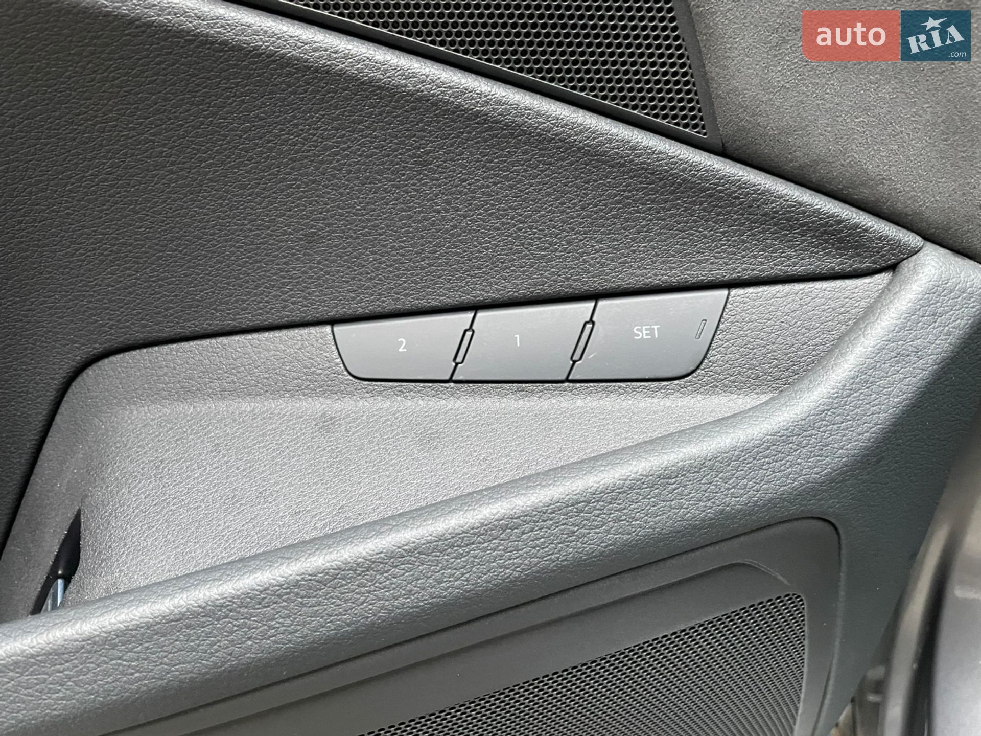 Audi e-tron 2021 VIN WAUZZZGE8MB043009 фото оголошення 64 з 83