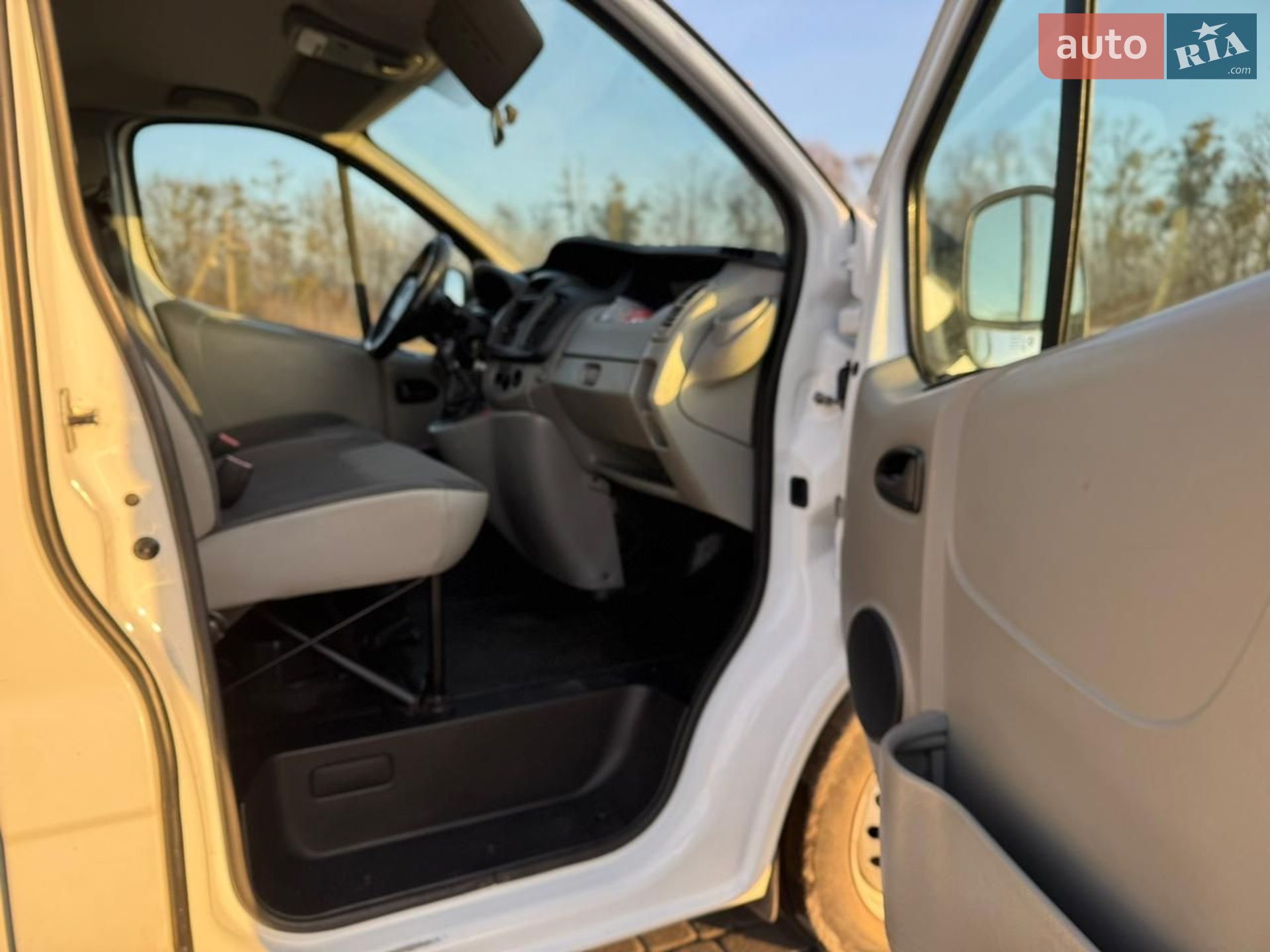 Opel Vivaro 2013 VIN W0LJ7B4AADV629658 фото оголошення 8 з 13