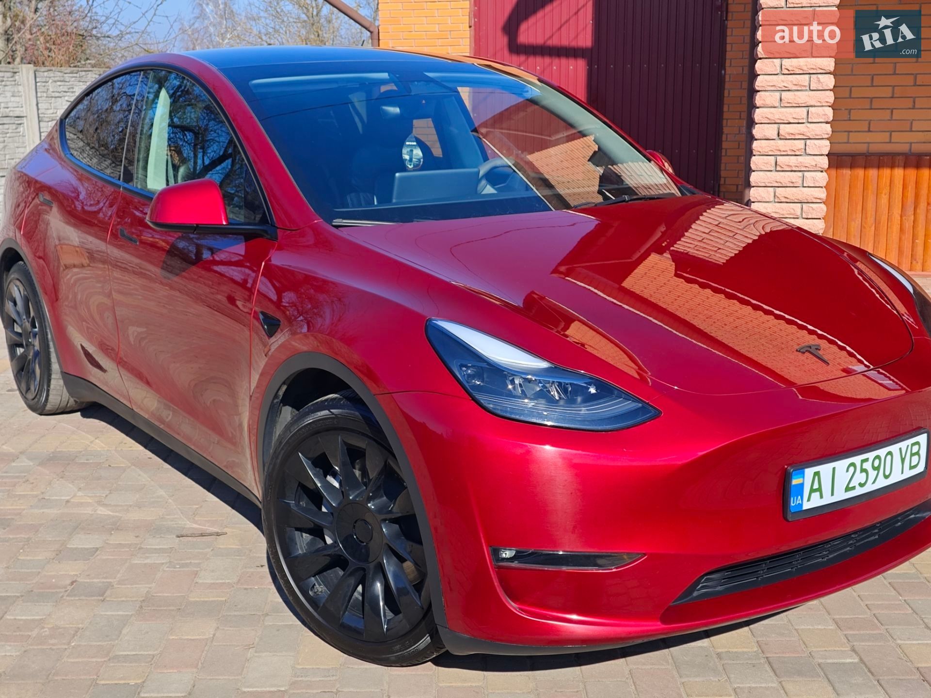 Tesla Model Y 2024 VIN 7SAYGAEEXRF056411 фото оголошення 68 з 74