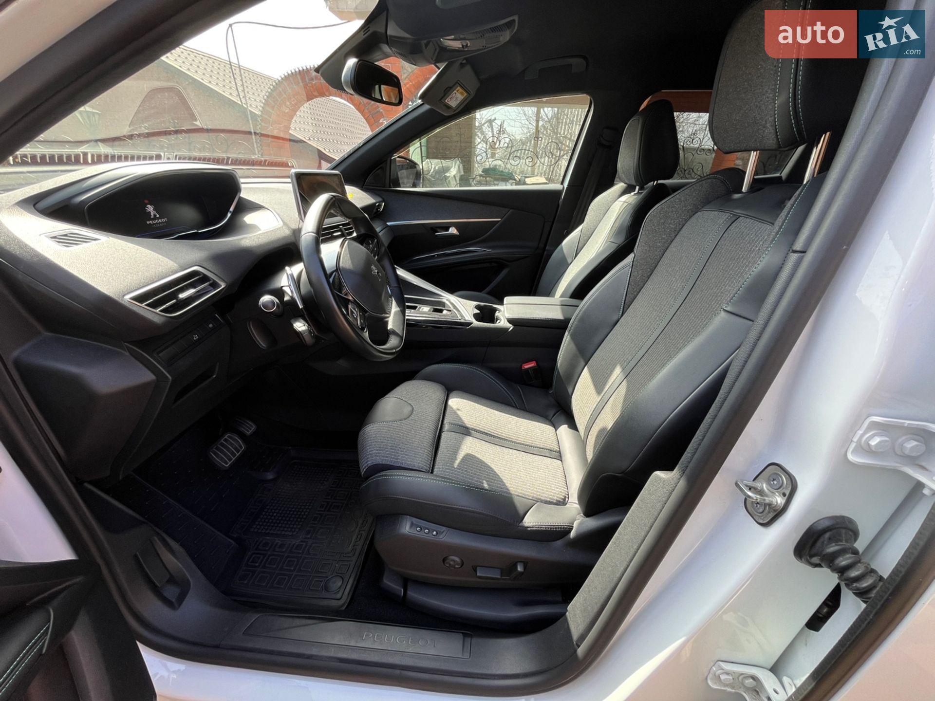 Peugeot 3008 2023 VIN VF3MCYHZUPS094026 фото оголошення 6 з 13