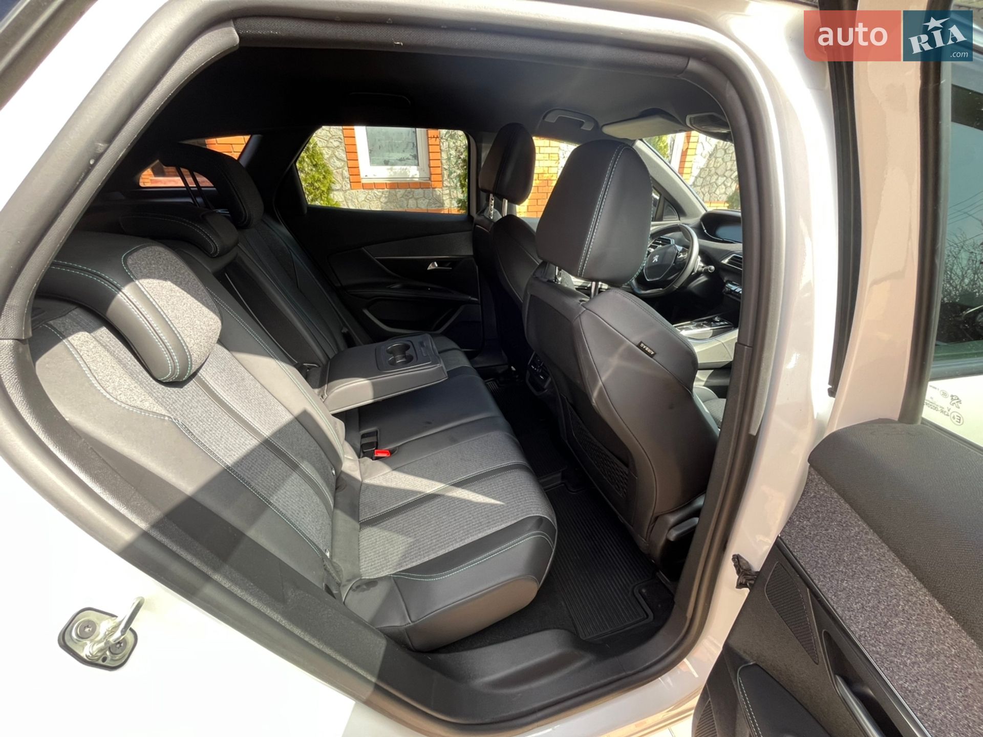 Peugeot 3008 2023 VIN VF3MCYHZUPS094026 фото оголошення 8 з 13
