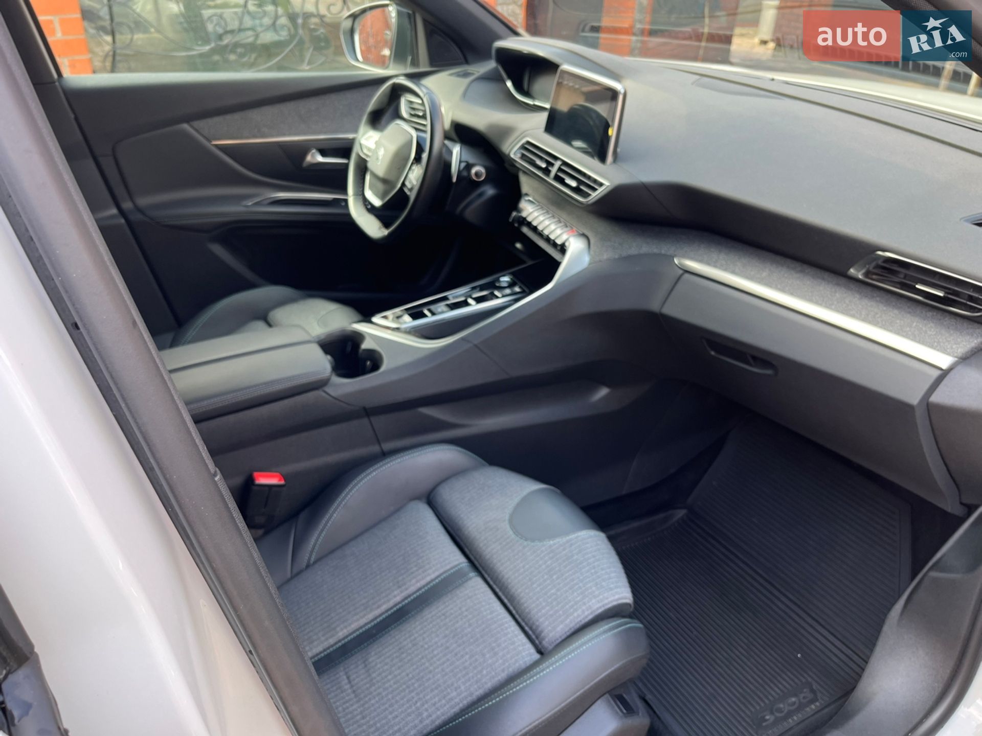 Peugeot 3008 2023 VIN VF3MCYHZUPS094026 фото оголошення 13 з 13