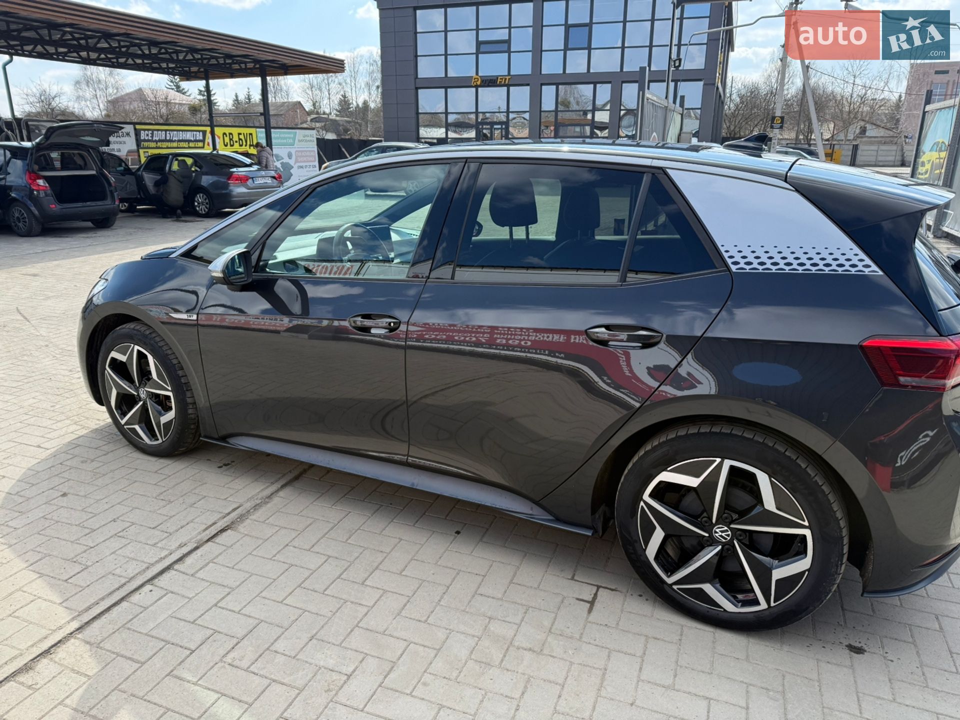 Volkswagen ID.3 2020 VIN WVWZZZE1ZLP006999 фото оголошення 3 з 6