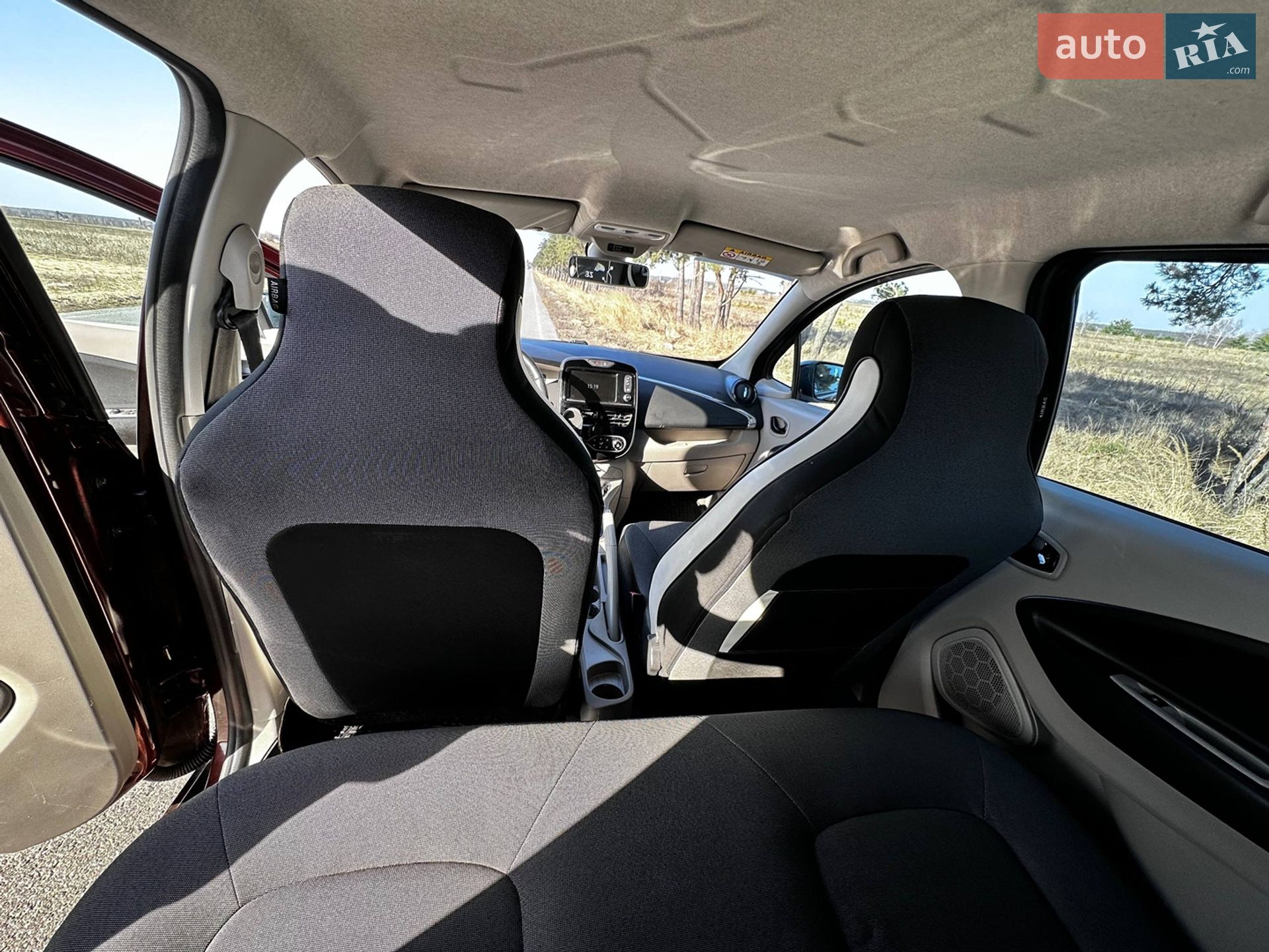 Renault Zoe 2014 VIN VF1AGVYA051743179 фото оголошення 3 з 6
