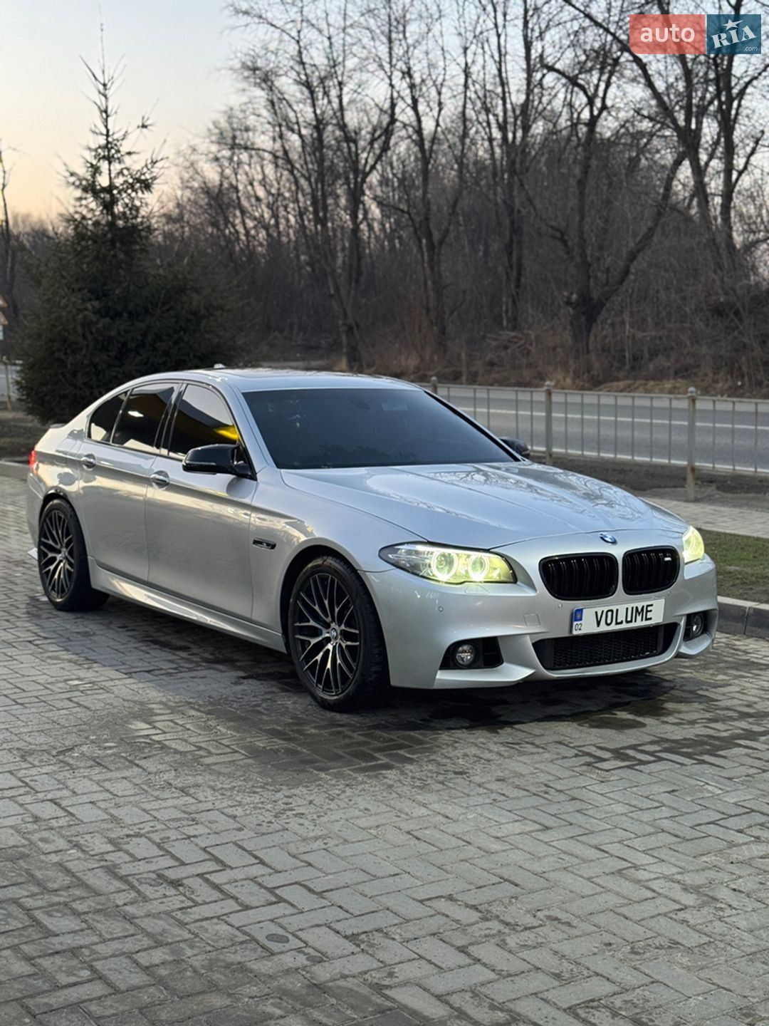 BMW 5 Series 2015 VIN WBA5B3C57GG253016 фото оголошення 2 з 16