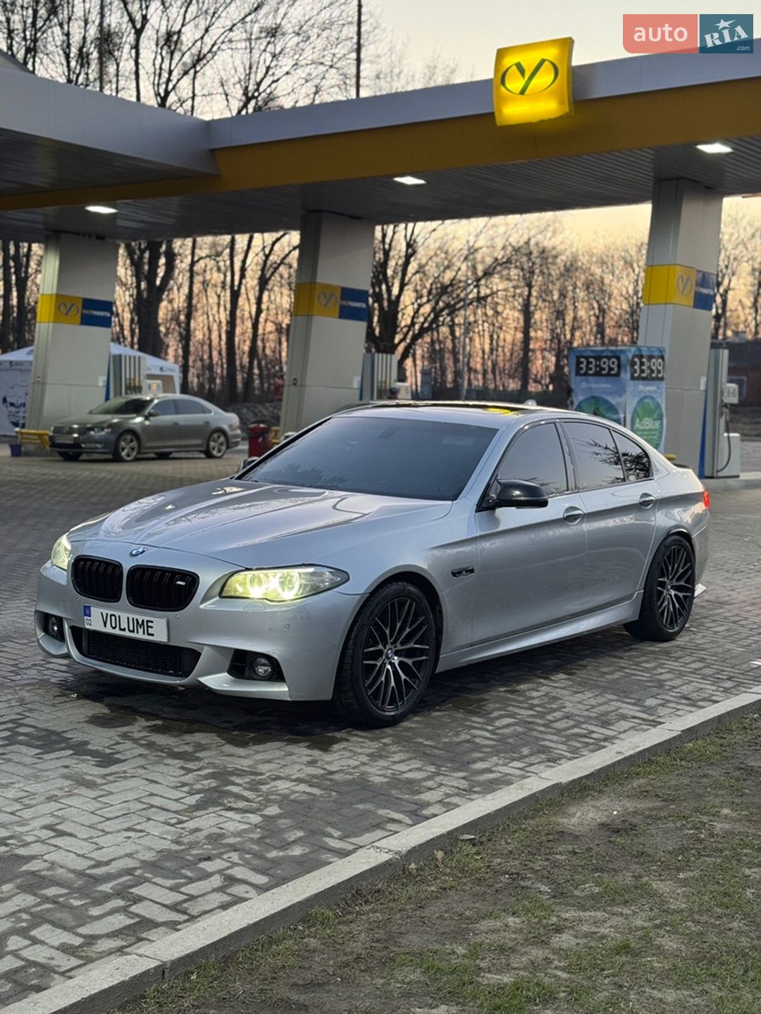 BMW 5 Series 2015 VIN WBA5B3C57GG253016 фото оголошення 3 з 16