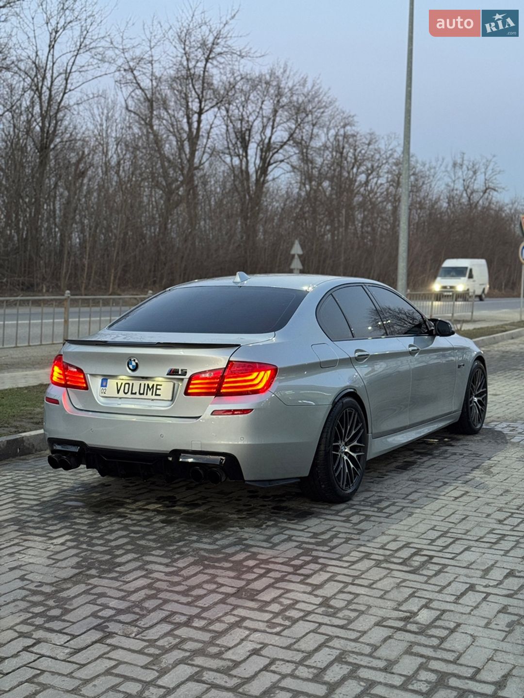 BMW 5 Series 2015 VIN WBA5B3C57GG253016 фото оголошення 6 з 16
