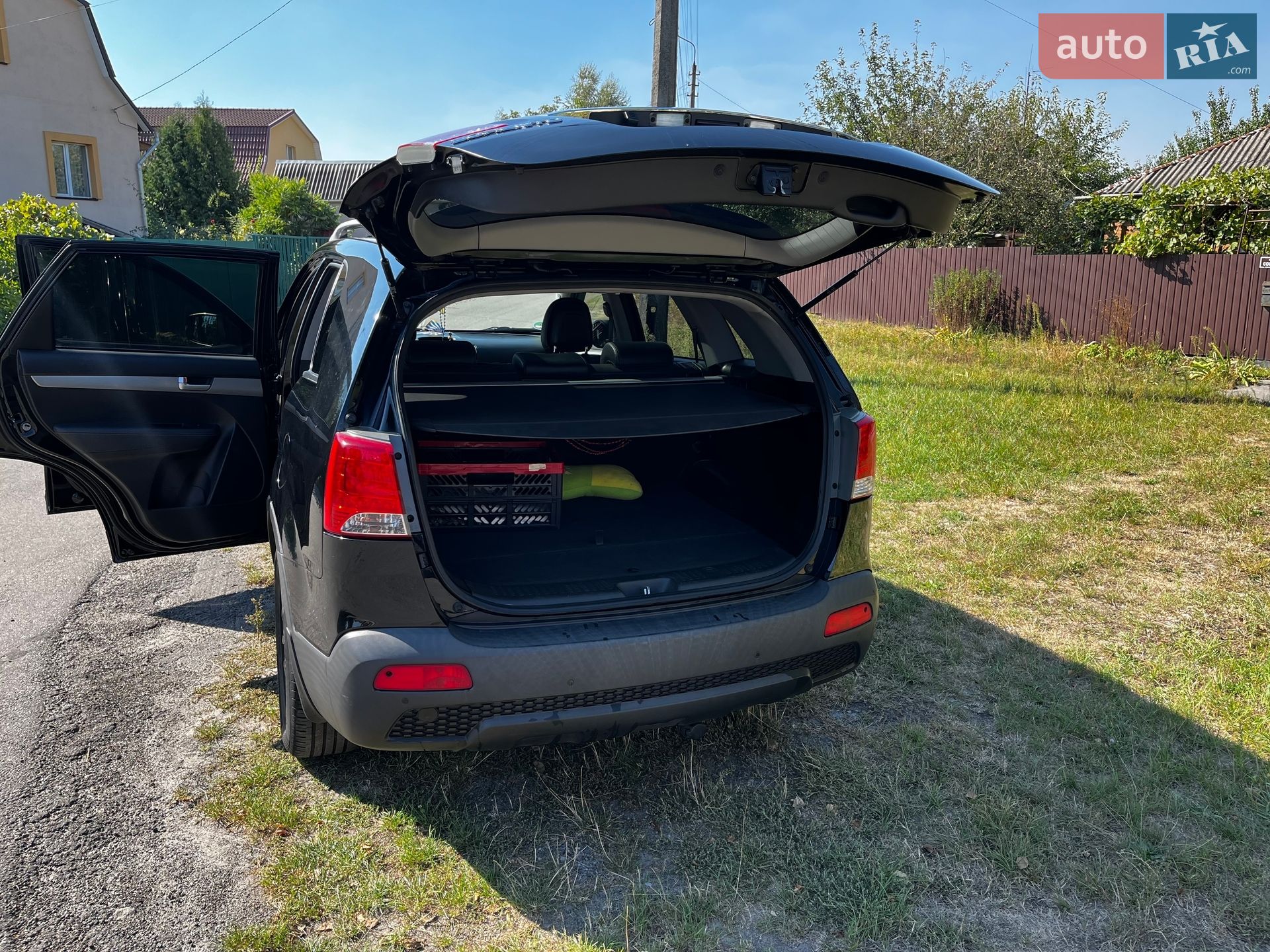 Kia Sorento 2011 VIN KNAKU814DC5185858 фото оголошення 9 з 14