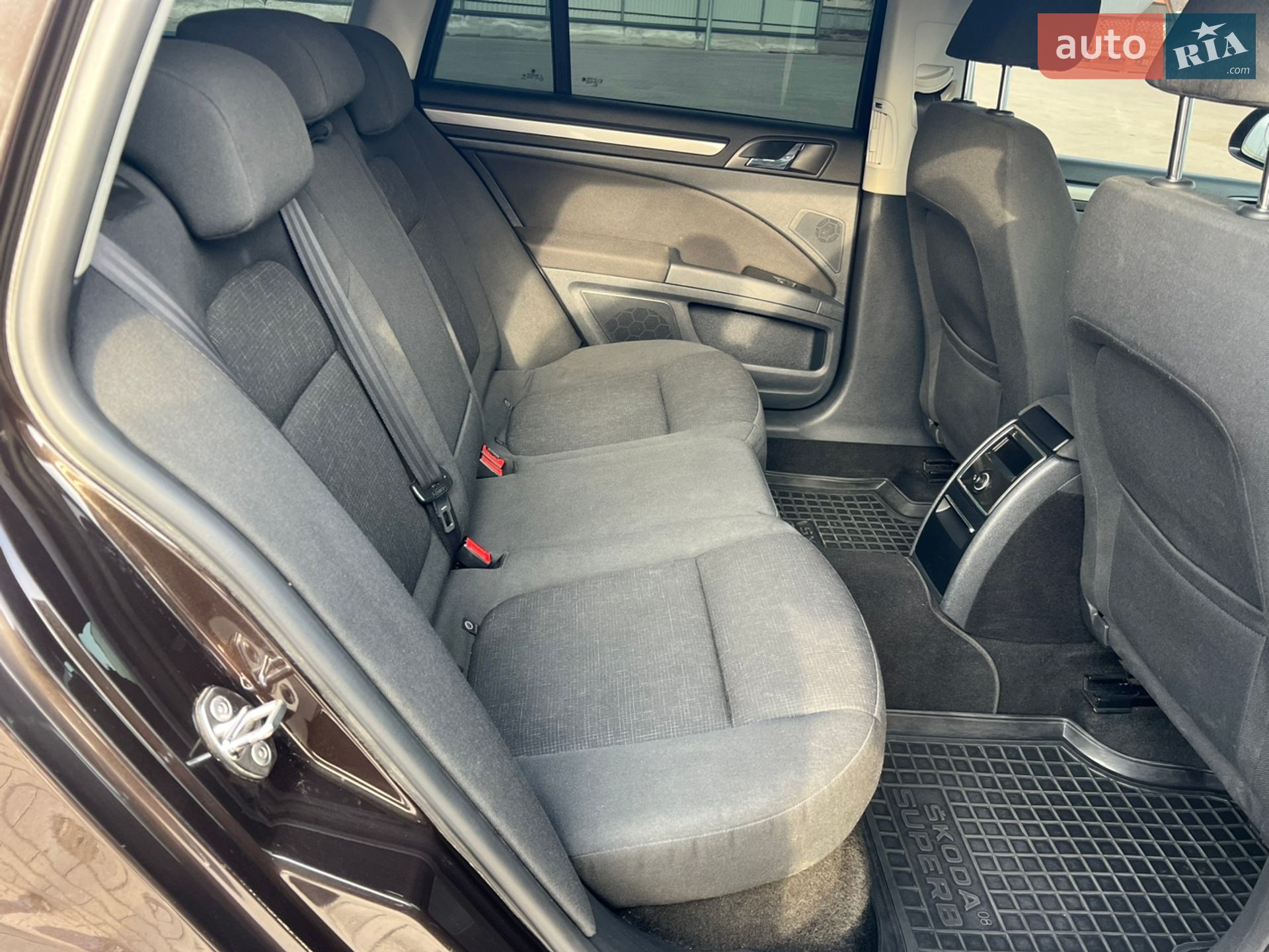Skoda Superb 2014 VIN TMBJJ73T0E9035463 фото оголошення 9 з 26