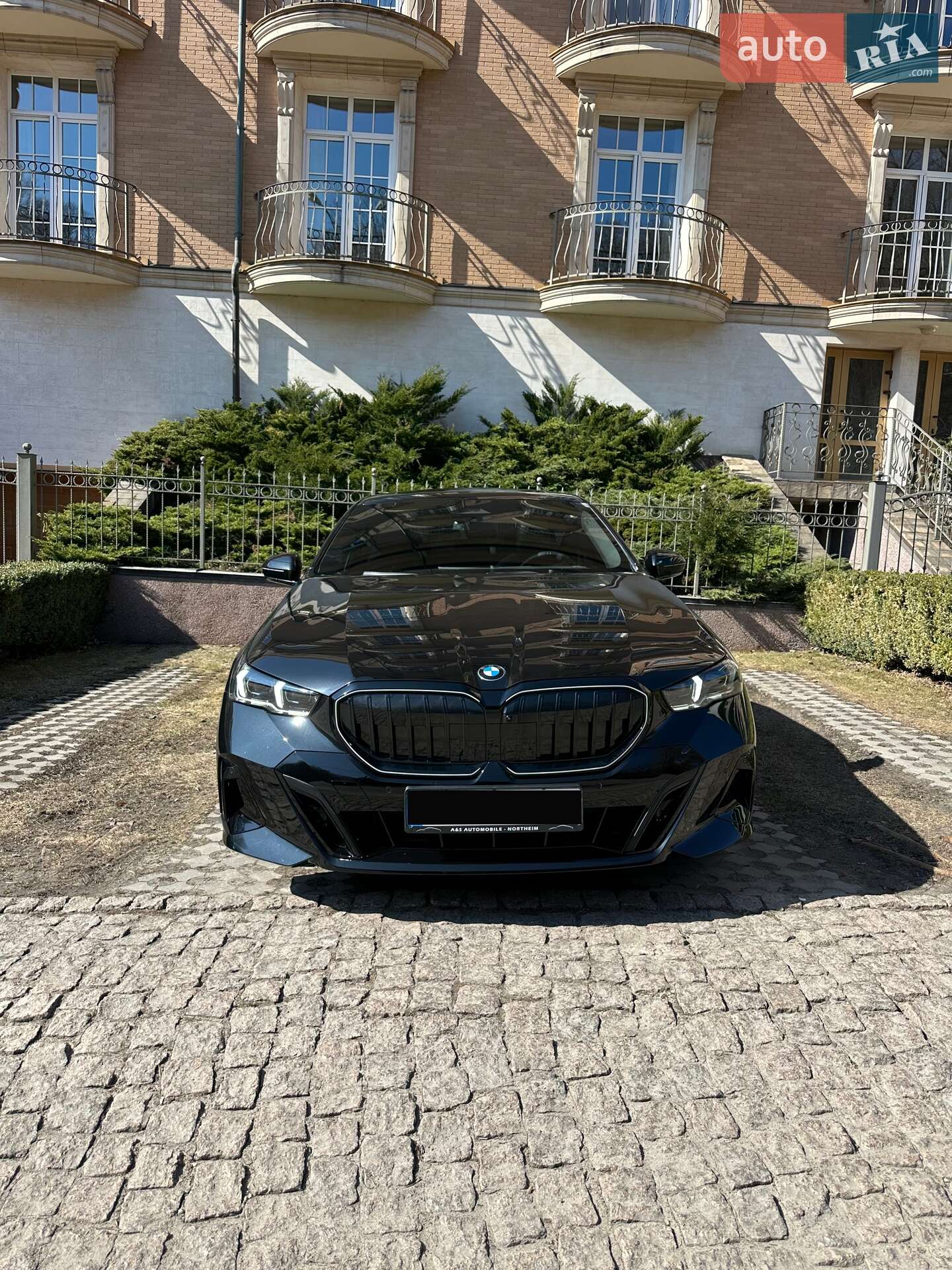 BMW 5 Series 2024 VIN WBA43FJ07RCS13515 фото оголошення 2 з 45