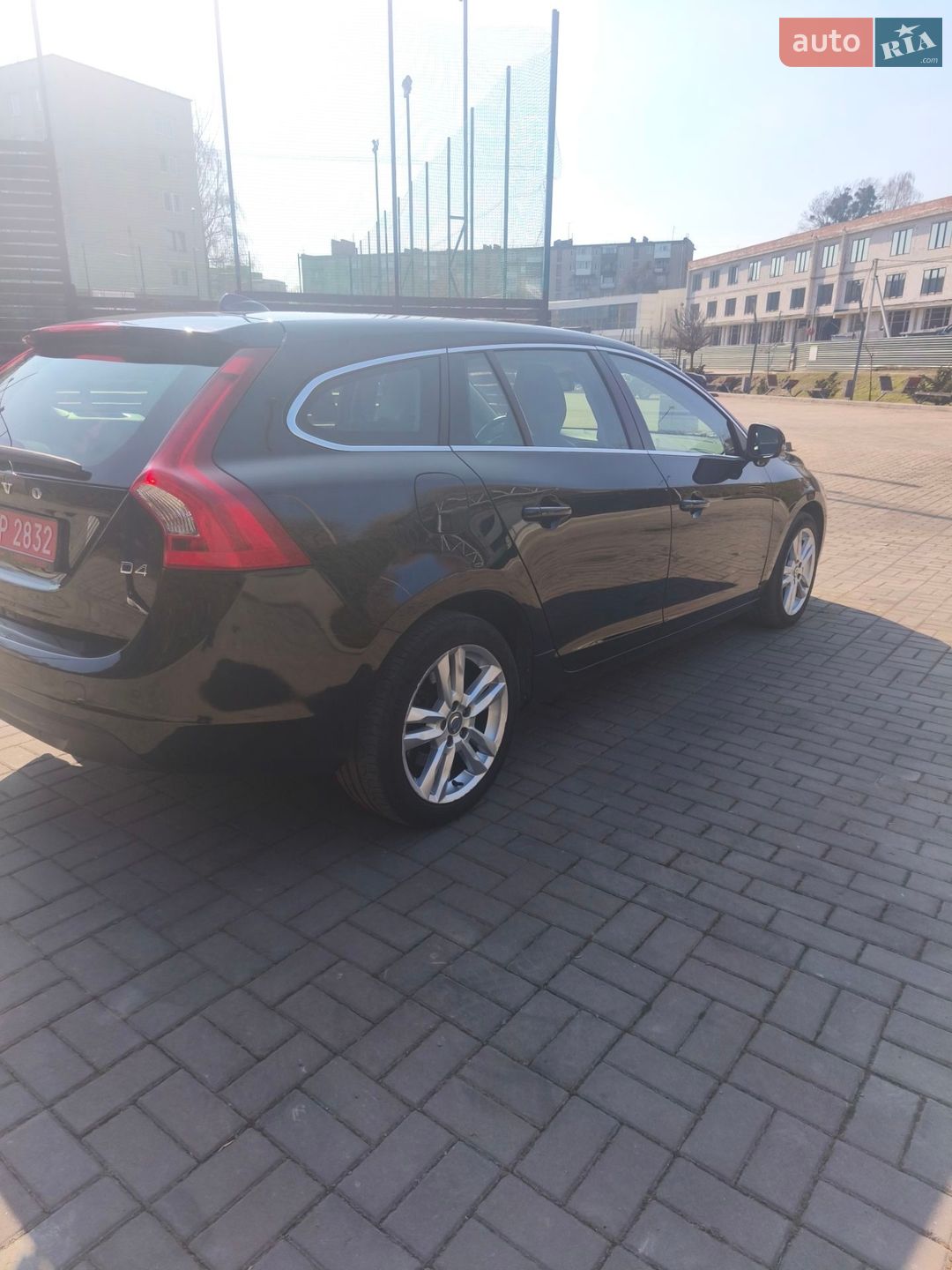 Volvo V60 2013 VIN YV1FW88A0D1139970 фото оголошення 6 з 36