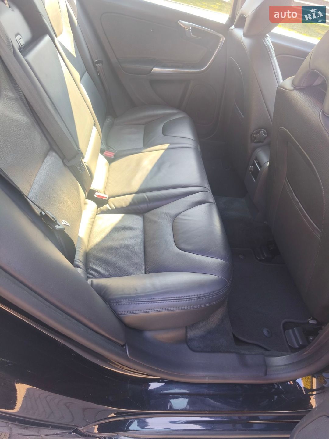 Volvo V60 2013 VIN YV1FW88A0D1139970 фото оголошення 21 з 36