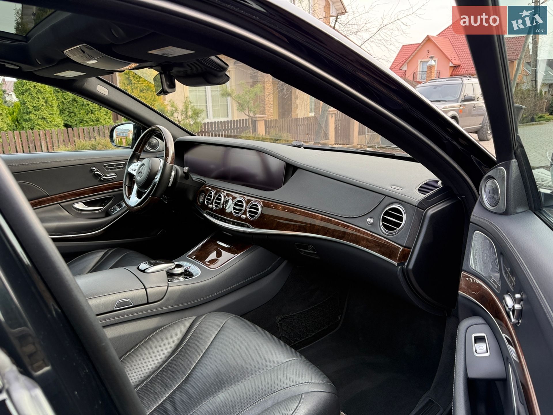 Mercedes-Benz S-Class 2017 VIN WDDUG6EB0JA373051 фото оголошення 13 з 23
