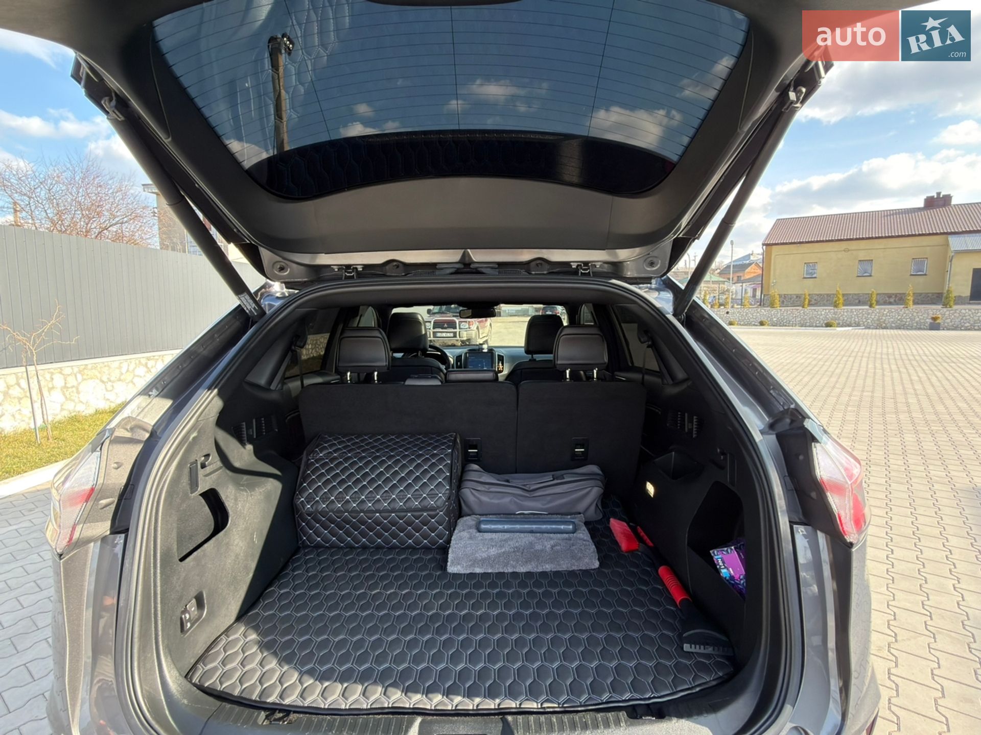 Ford Edge 2021 VIN 2FMPK4J95MBA17521 фото оголошення 13 з 15
