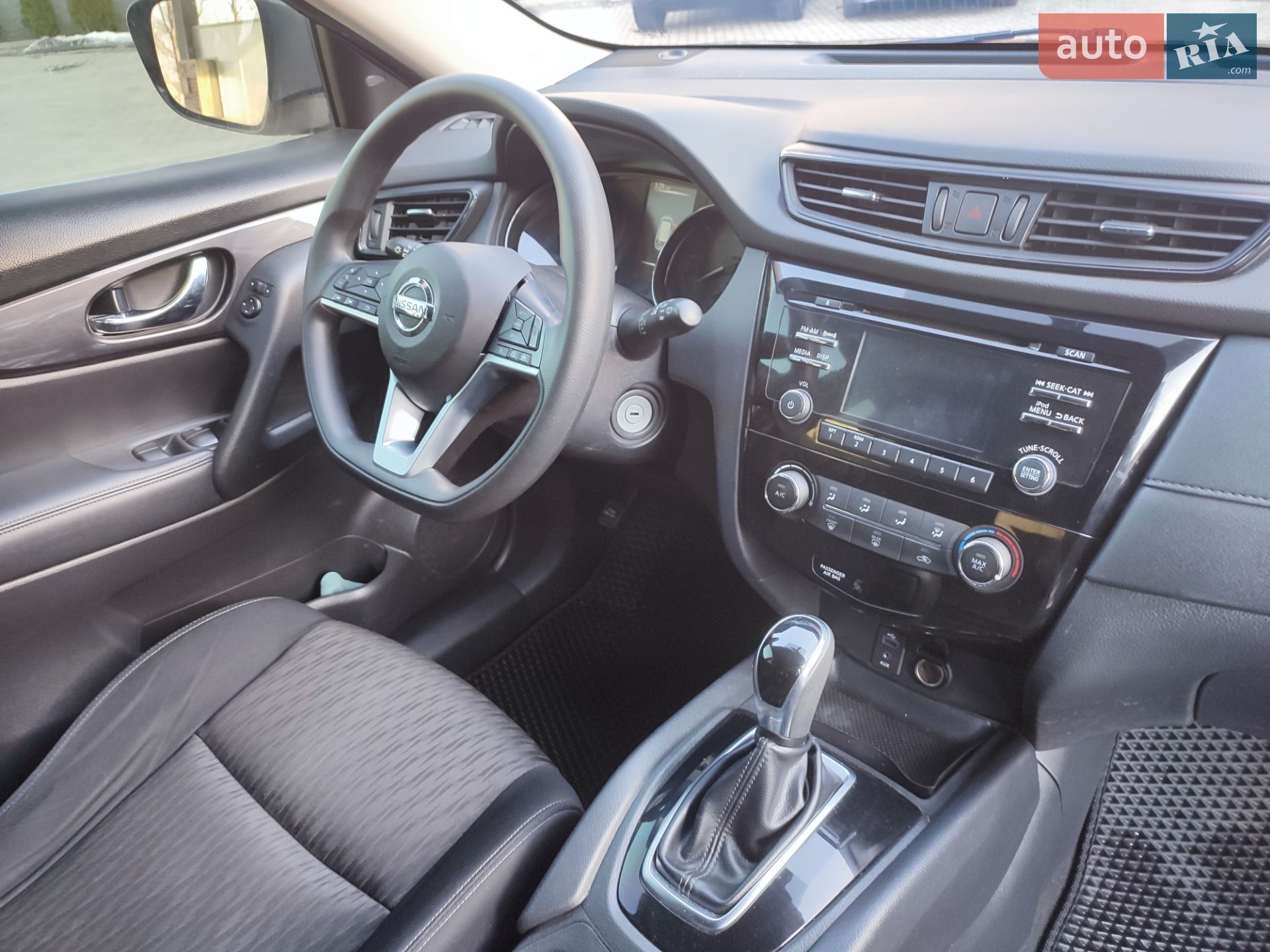 Nissan Rogue 2017 VIN KNMAT2MT8HP571217 фото оголошення 8 з 33