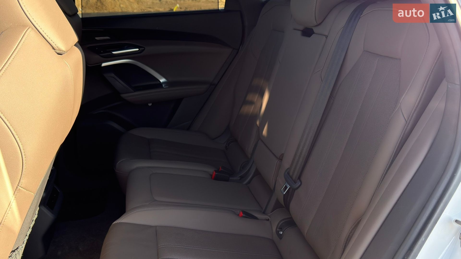 Audi Q5 2025 VIN WA12AAGU7S2023944 фото оголошення 23 з 105