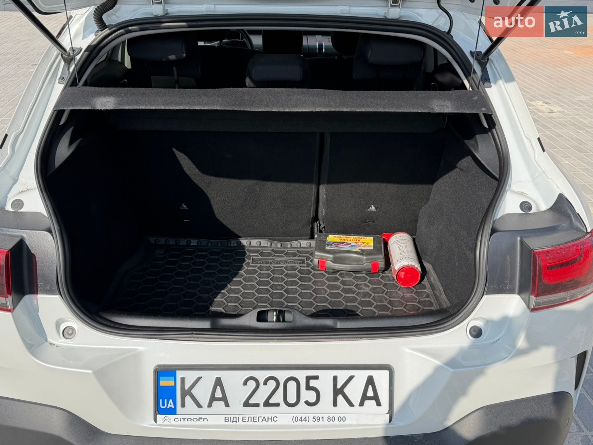 Citroen C4 Cactus 2020 VIN VF70BYHXXLE503805 фото оголошення 21 з 23