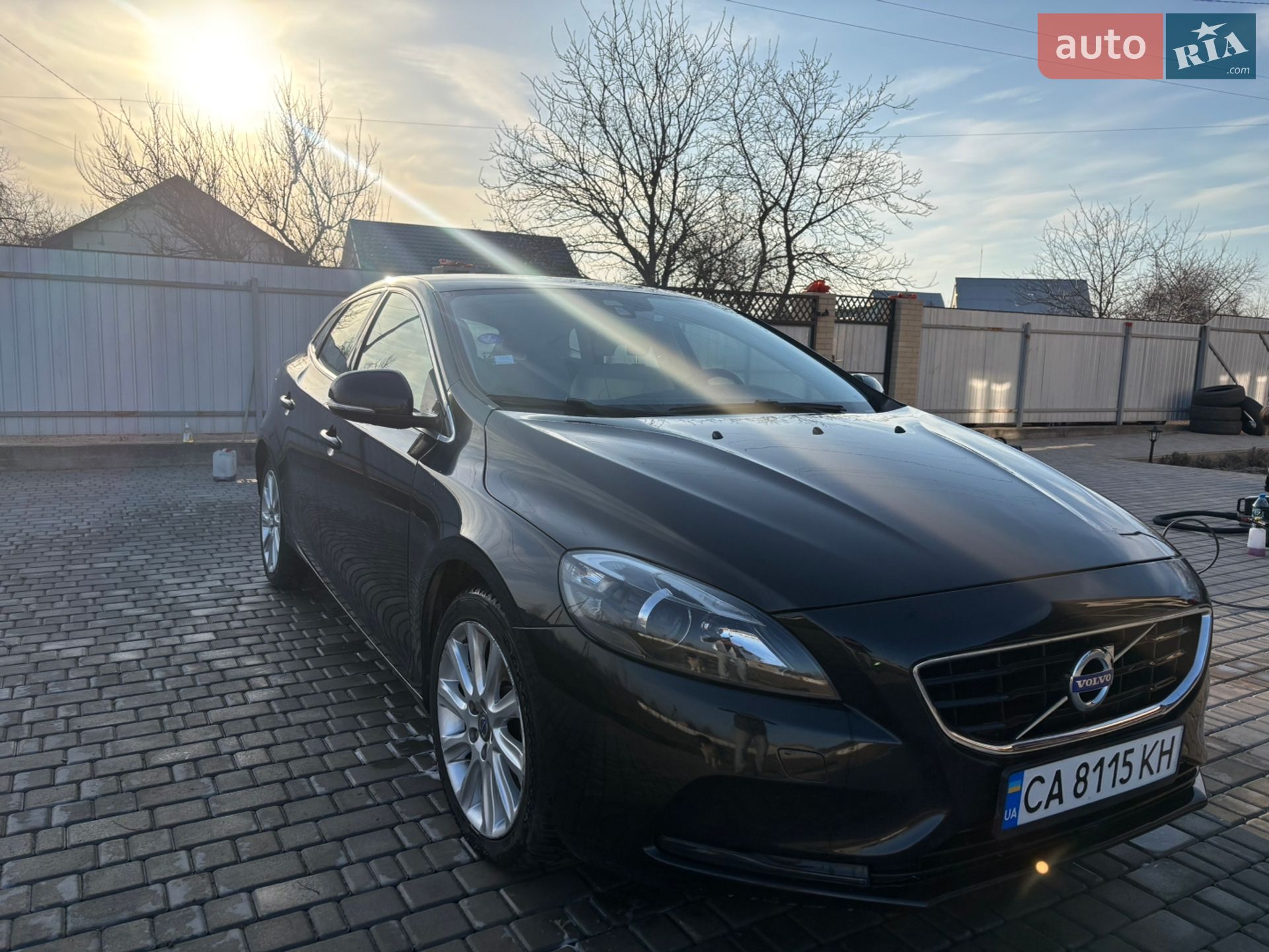 Volvo V40 2014 VIN YV1MV2051E2157641 фото оголошення 2 з 13