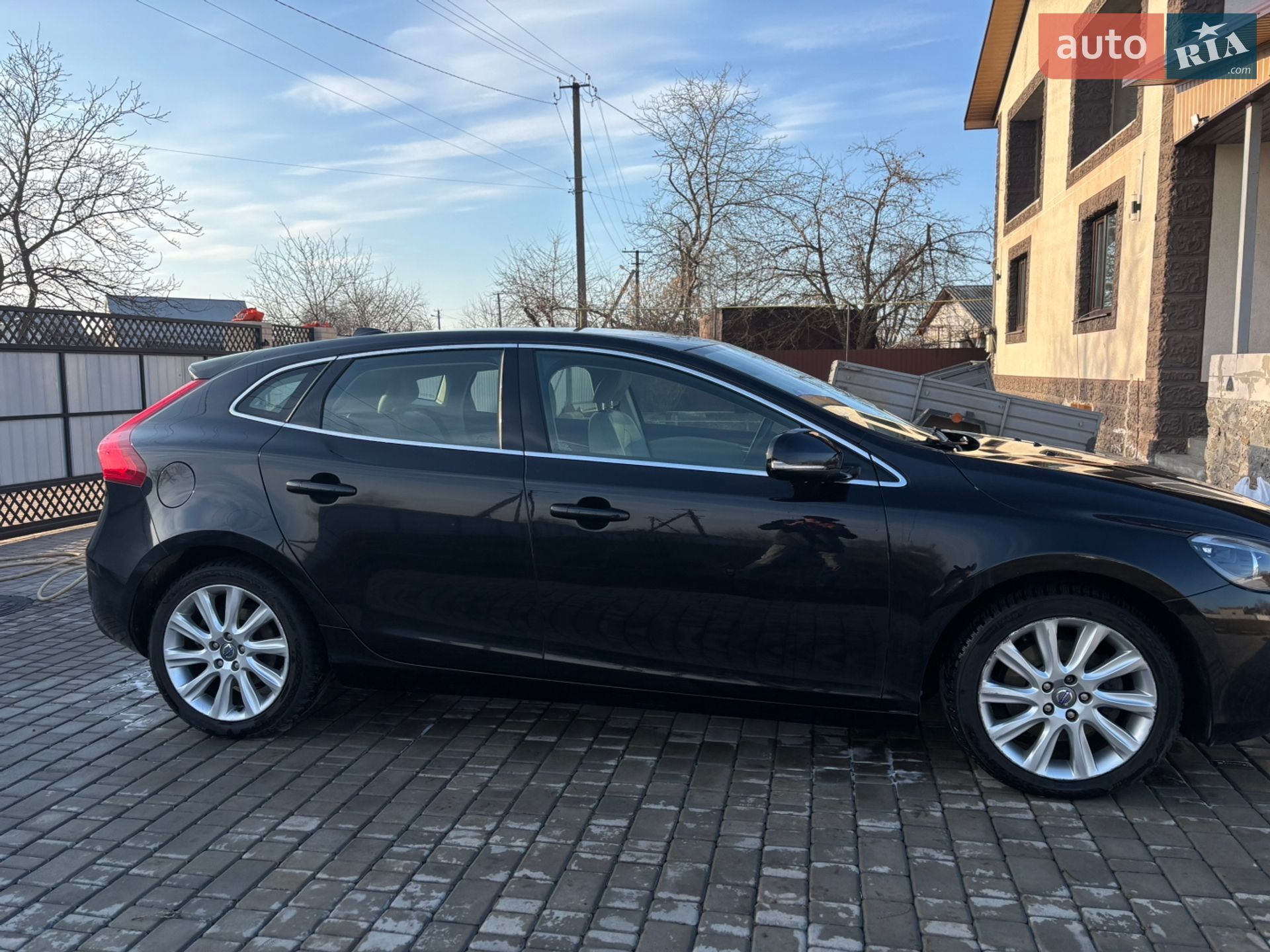 Volvo V40 2014 VIN YV1MV2051E2157641 фото оголошення 5 з 13