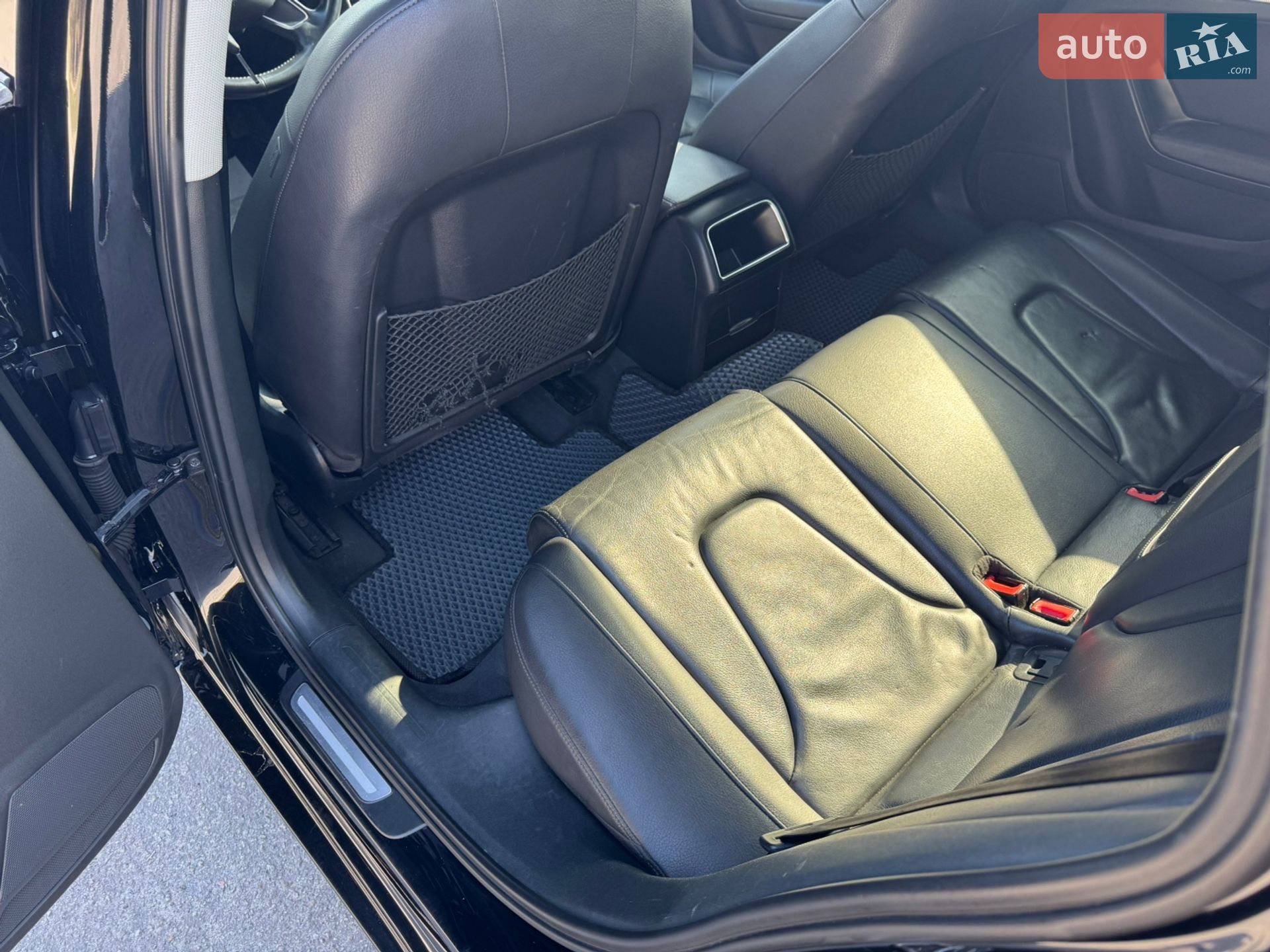 Audi A4 2014 VIN WAUAFAFL2EN039738 фото оголошення 17 з 35