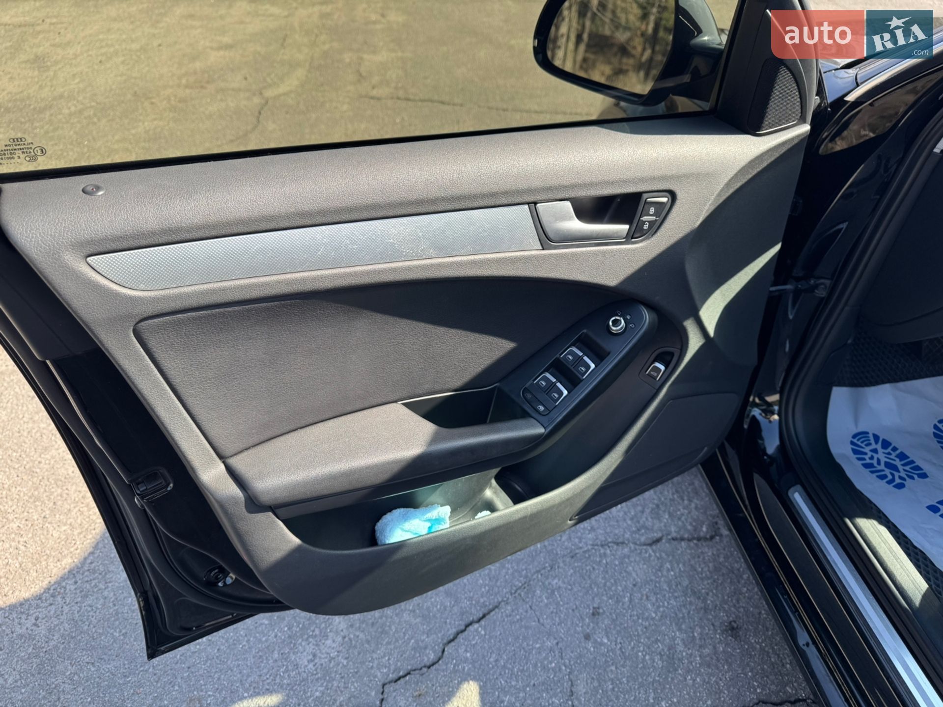 Audi A4 2014 VIN WAUAFAFL2EN039738 фото оголошення 18 з 35
